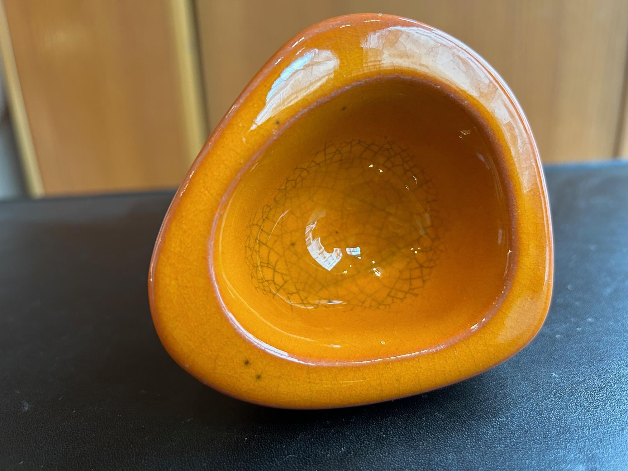 Aschenbecher/Schale aus Keramik „Galet“ von Georges Jouve, Frankreich, 1950er Jahre im Angebot 2