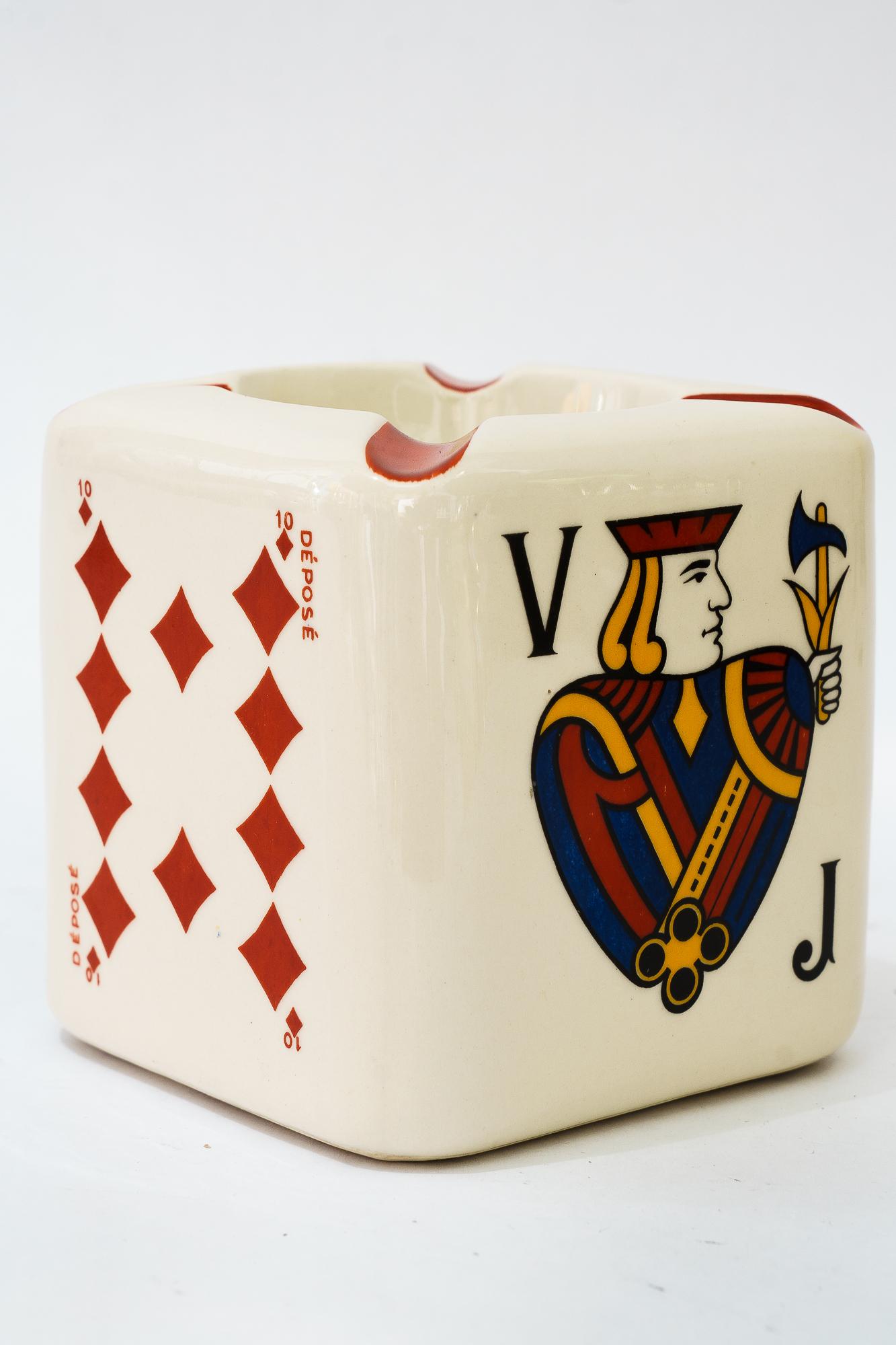 Ceramica Posacenere in ceramica con carta da gioco motivs france 1960 circa in vendita