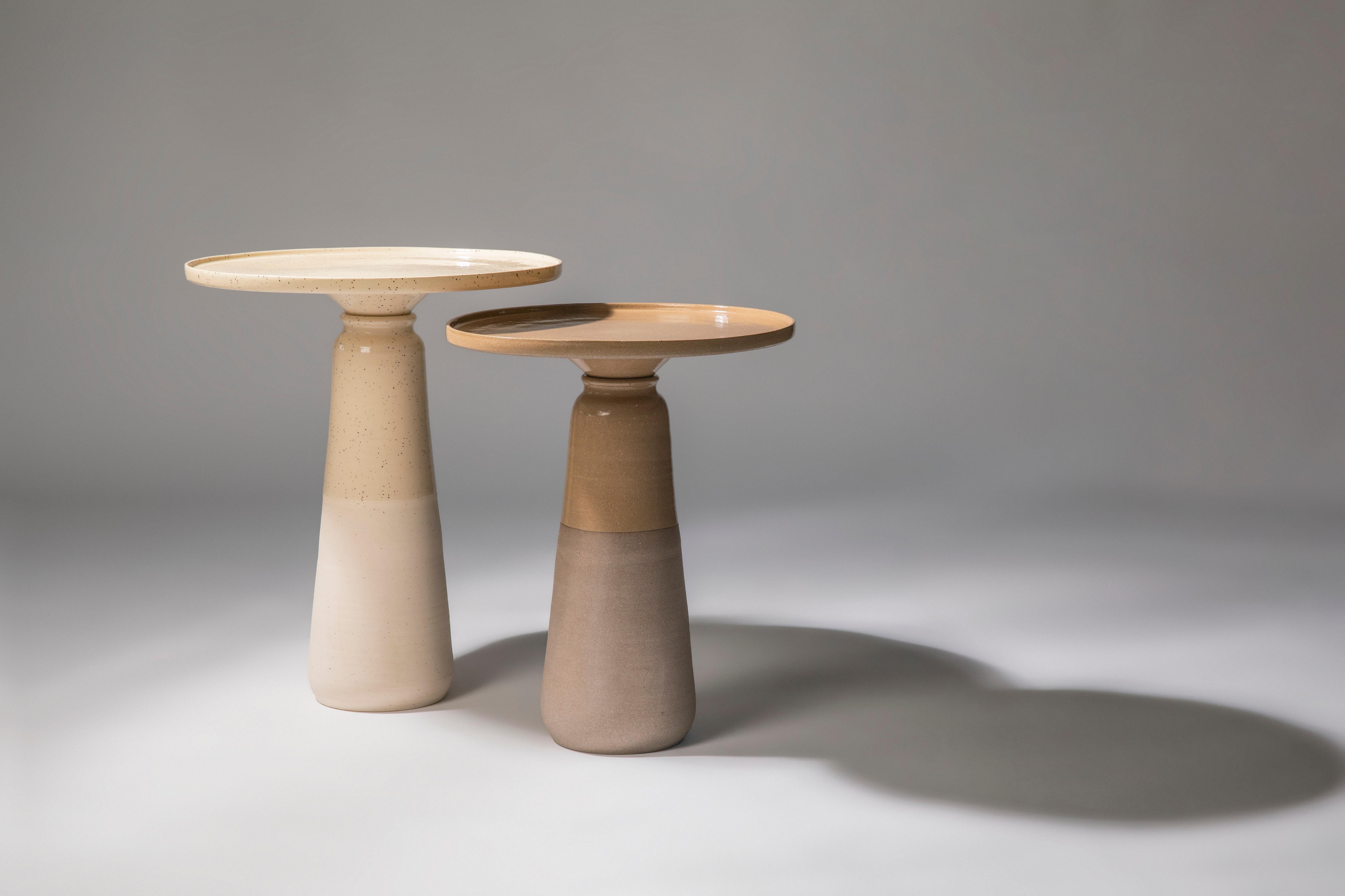 Brésilien Table balustre en céramique par Bruno de Carvalho - Le grès rencontre le minimalisme rococo en vente