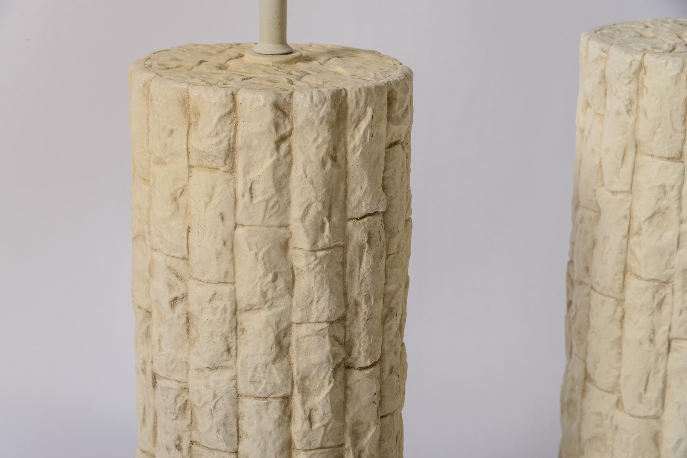 A pair of classic Ceramic Bark table Lamps
Original glazed surface
