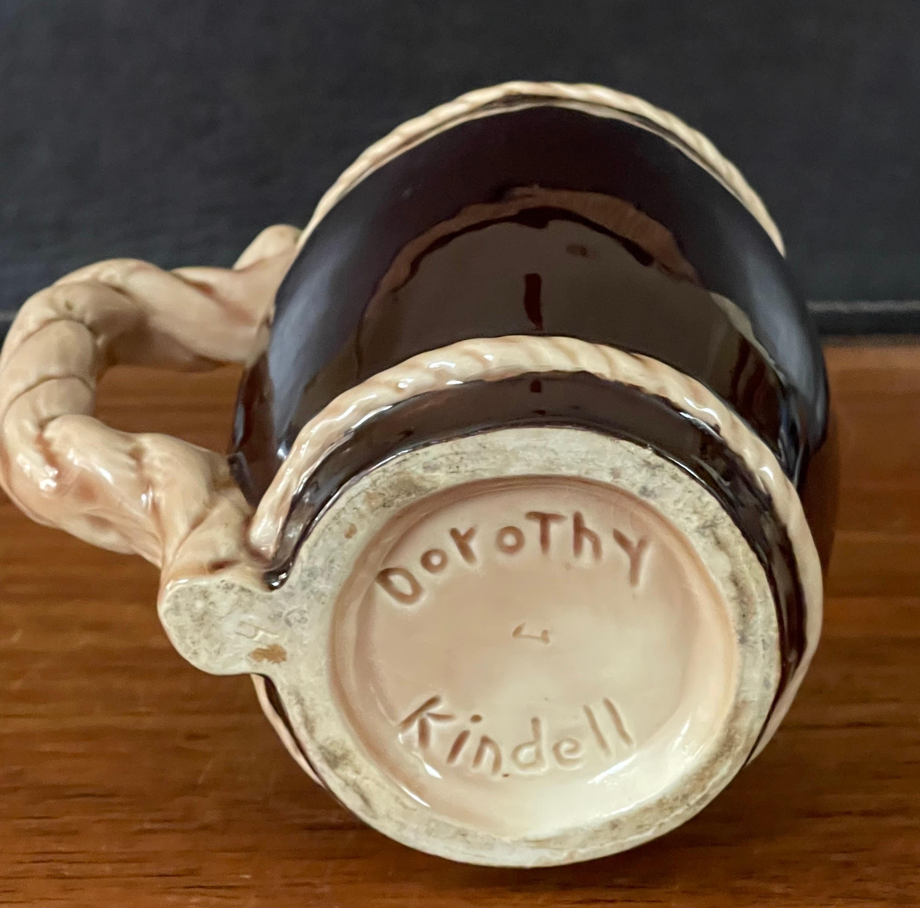 Tasse de bar en céramique en forme de cheval par Dorothy Kindell en vente 1