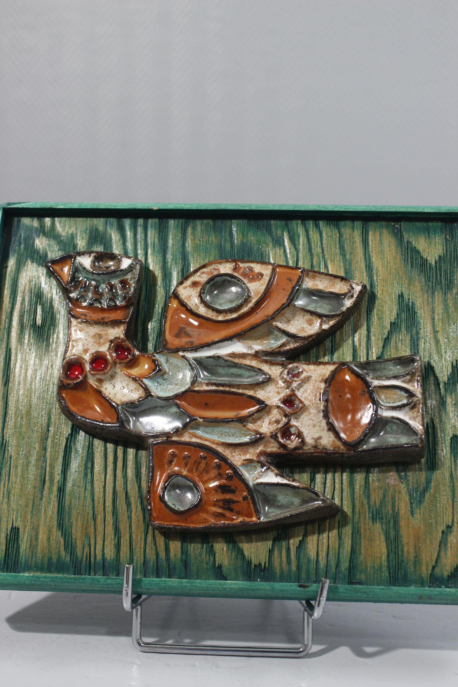 Bajorrelieve de cerámica sobre marco de madera de Roland Zobel, Francia Años 50 Moderno de mediados de siglo