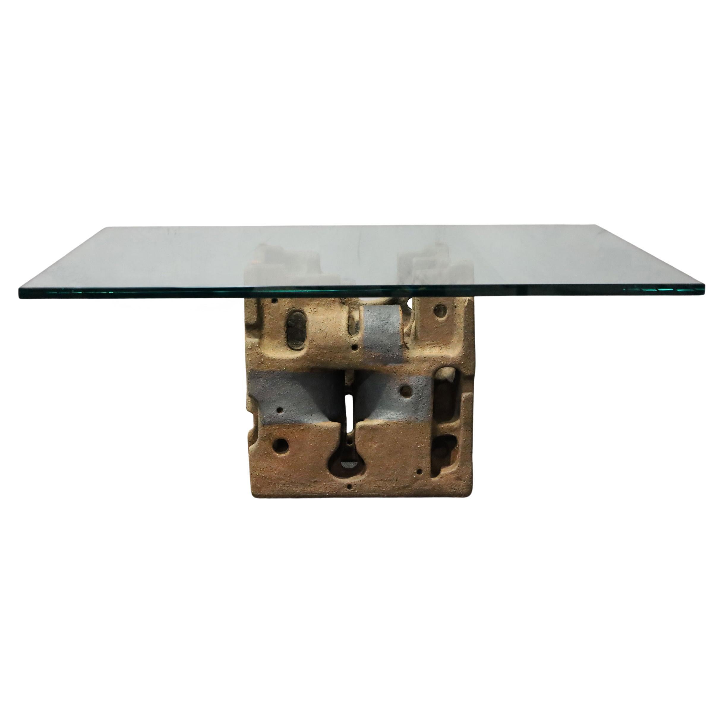 Table à cocktail à base en céramique de George Greenamyer pour Vladimir Kagan en vente