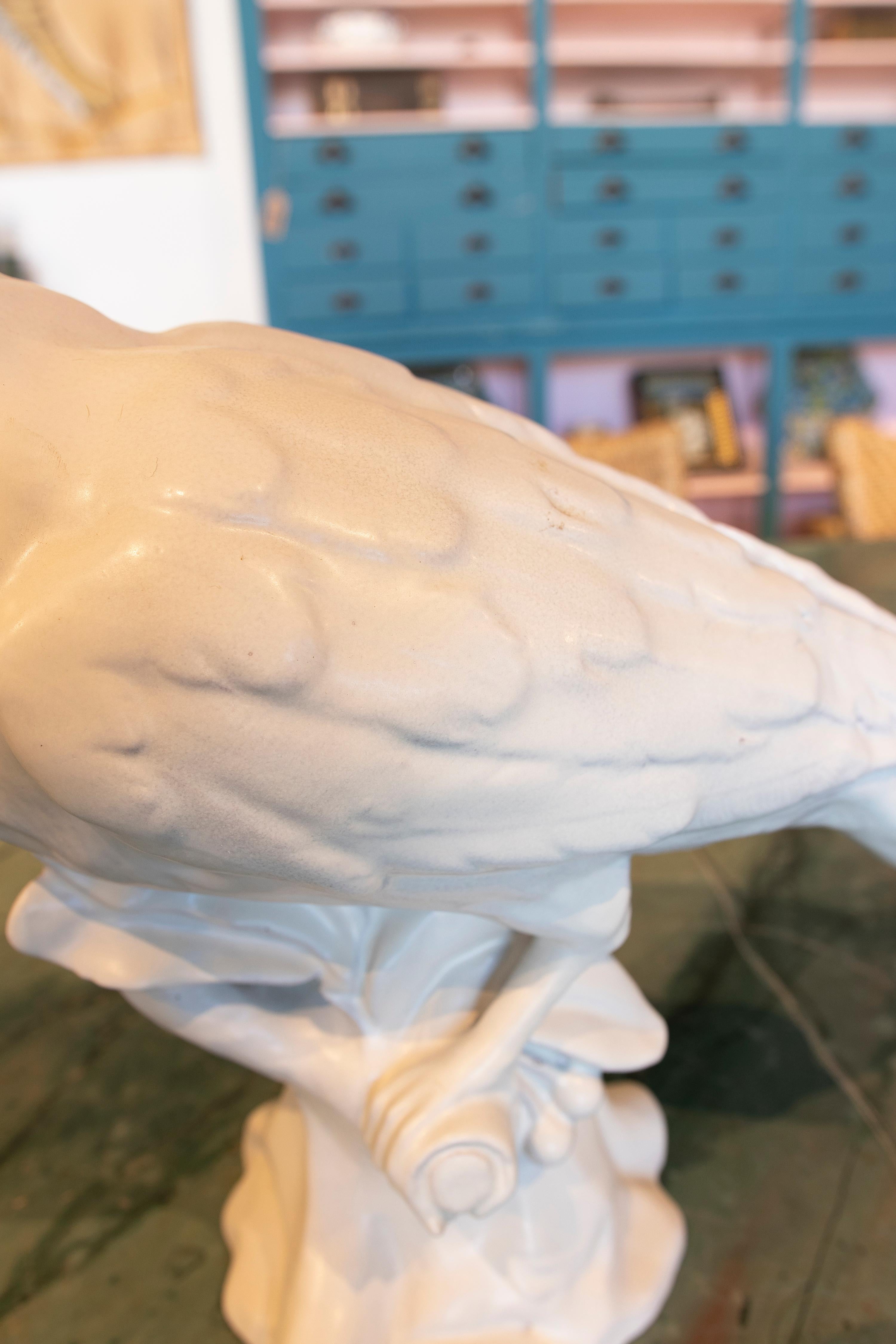 Ceramic Bird Figurine in White Valencian Colour 8