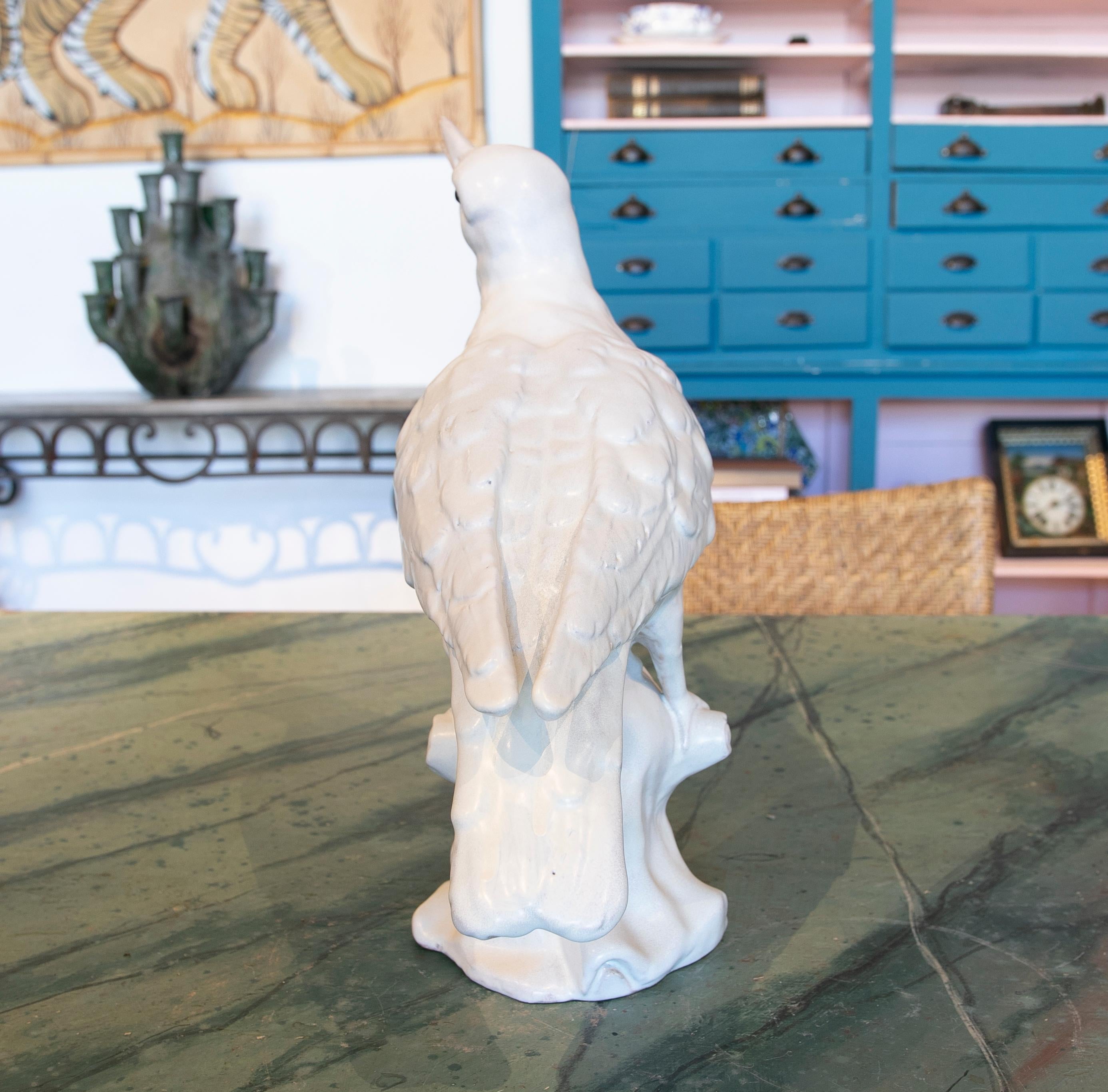 Ceramic Bird Figurine in White Valencian Colour 3