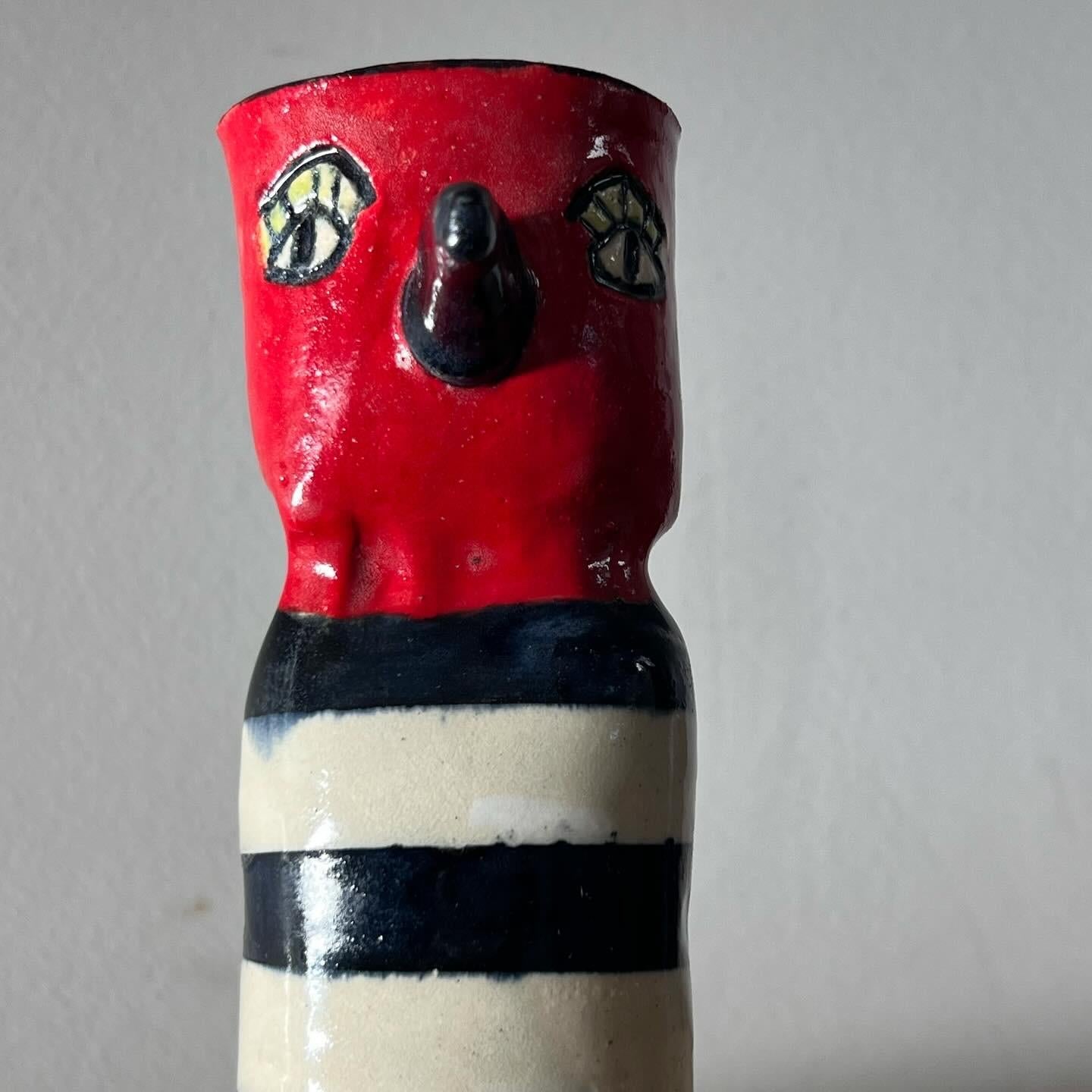 20th Century Ceramic red painted bird vase with stripes, signed by artist, 20th century  For Sale