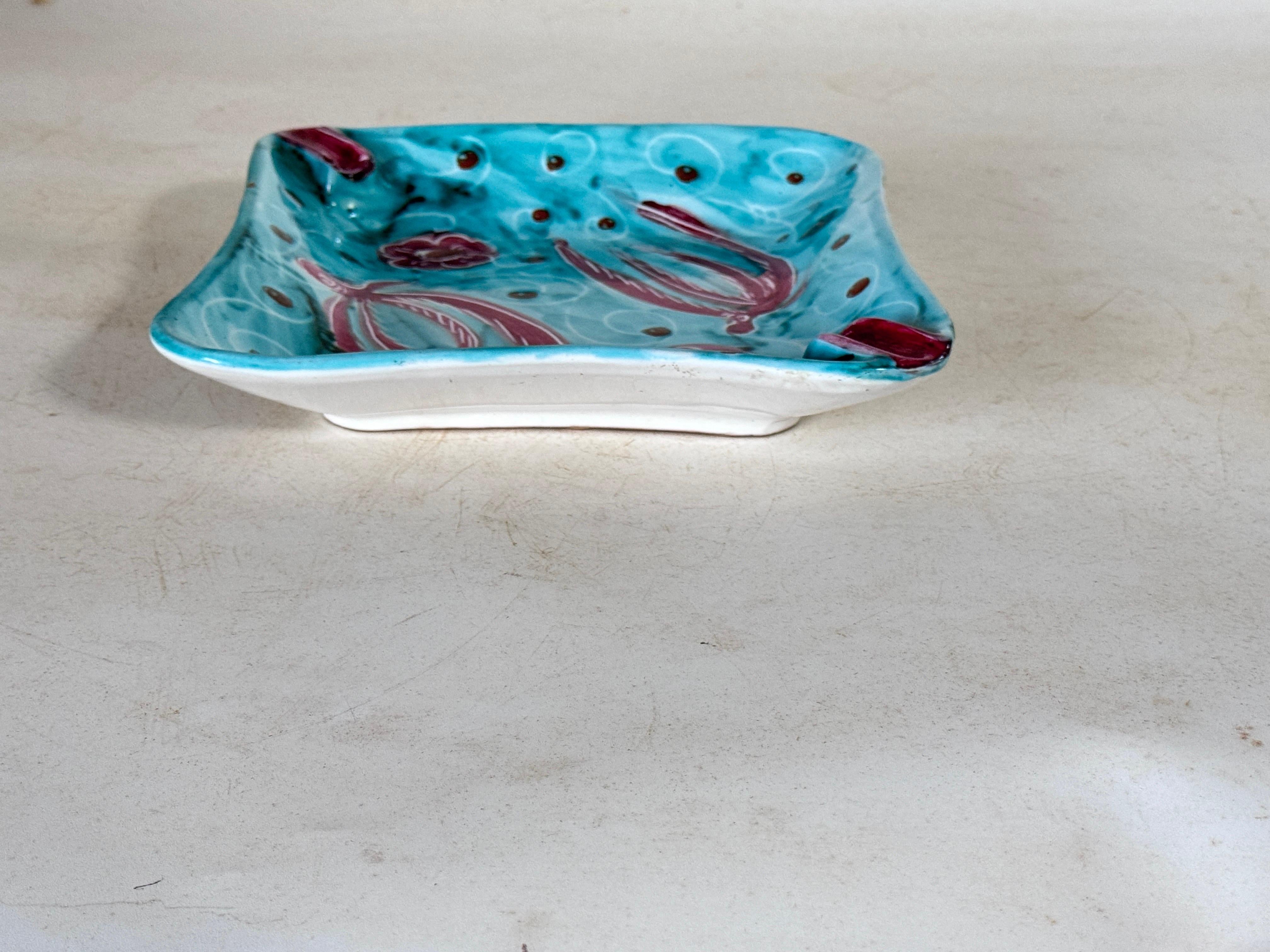 Ceramic Blue and Red Ashtray or Vide Poche Circa 1960 Italy Signed PM Italy For Sale 4