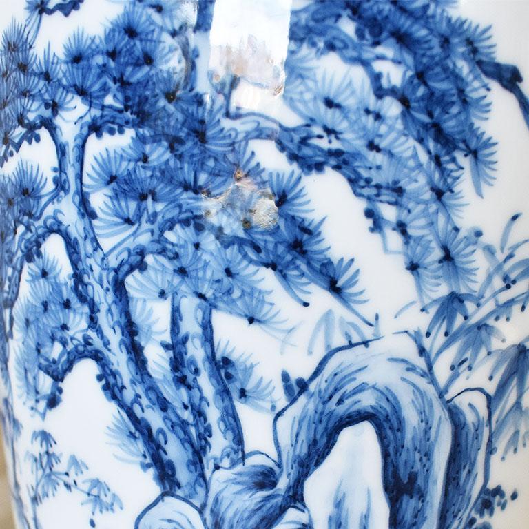 chinoiserie floor vase