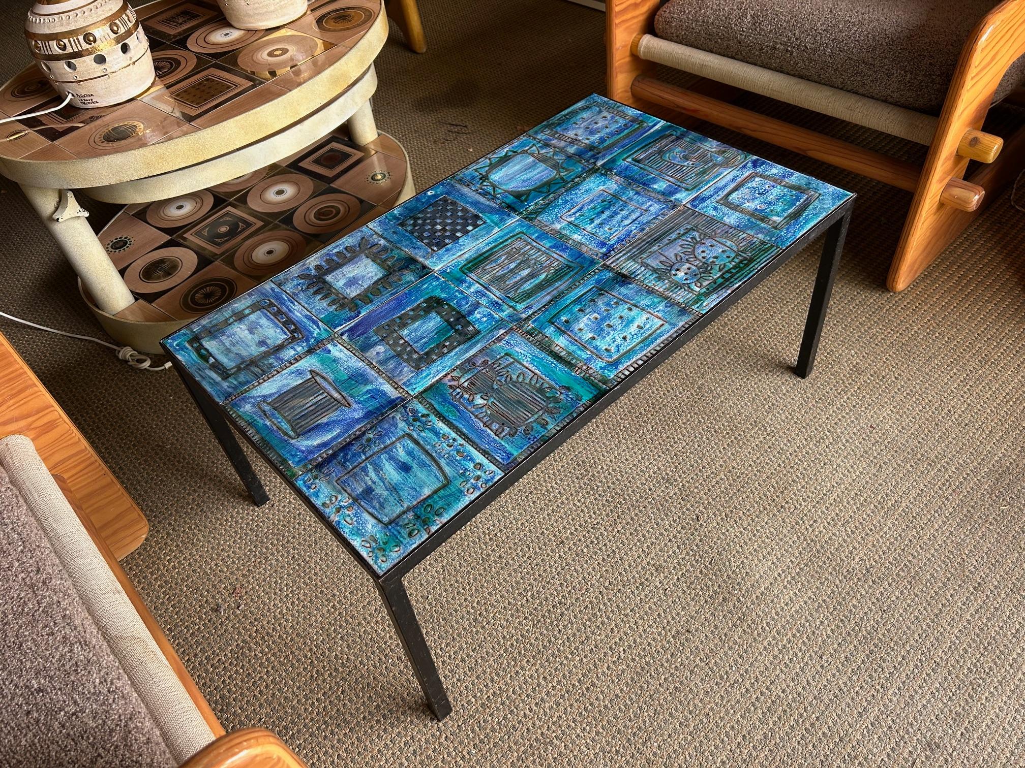 Mesa de centro de cerámica azul de Cloutier, Francia, años 60 en Bueno estado para la venta en Paris, FR