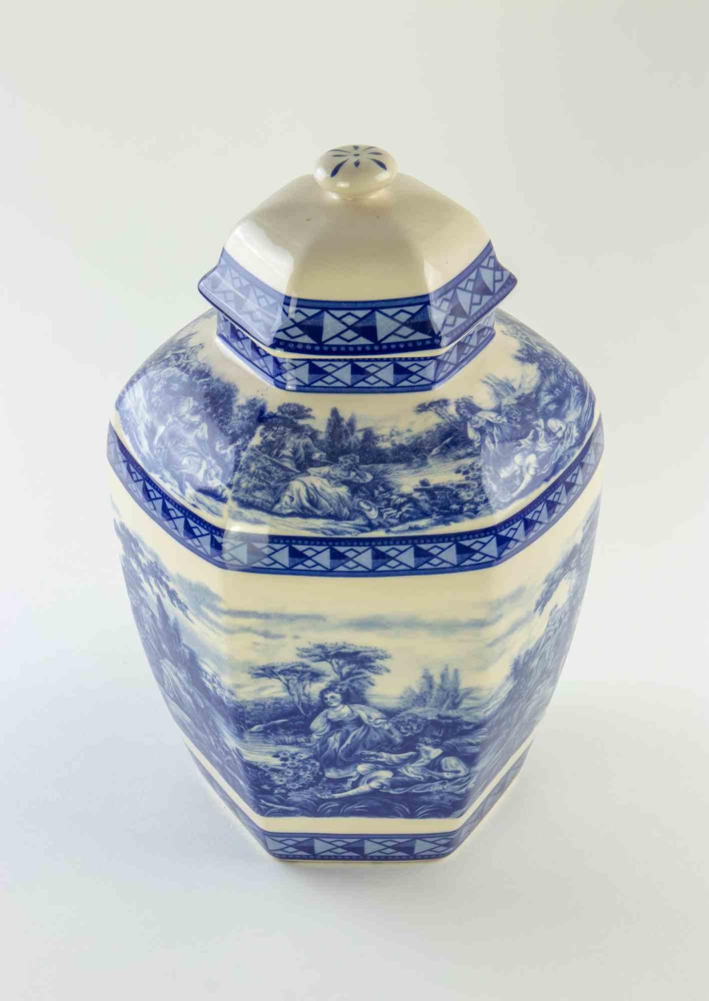 Ceramic Blue Decorative Vase, Early 20th Century In Good Condition For Sale In Roma, IT