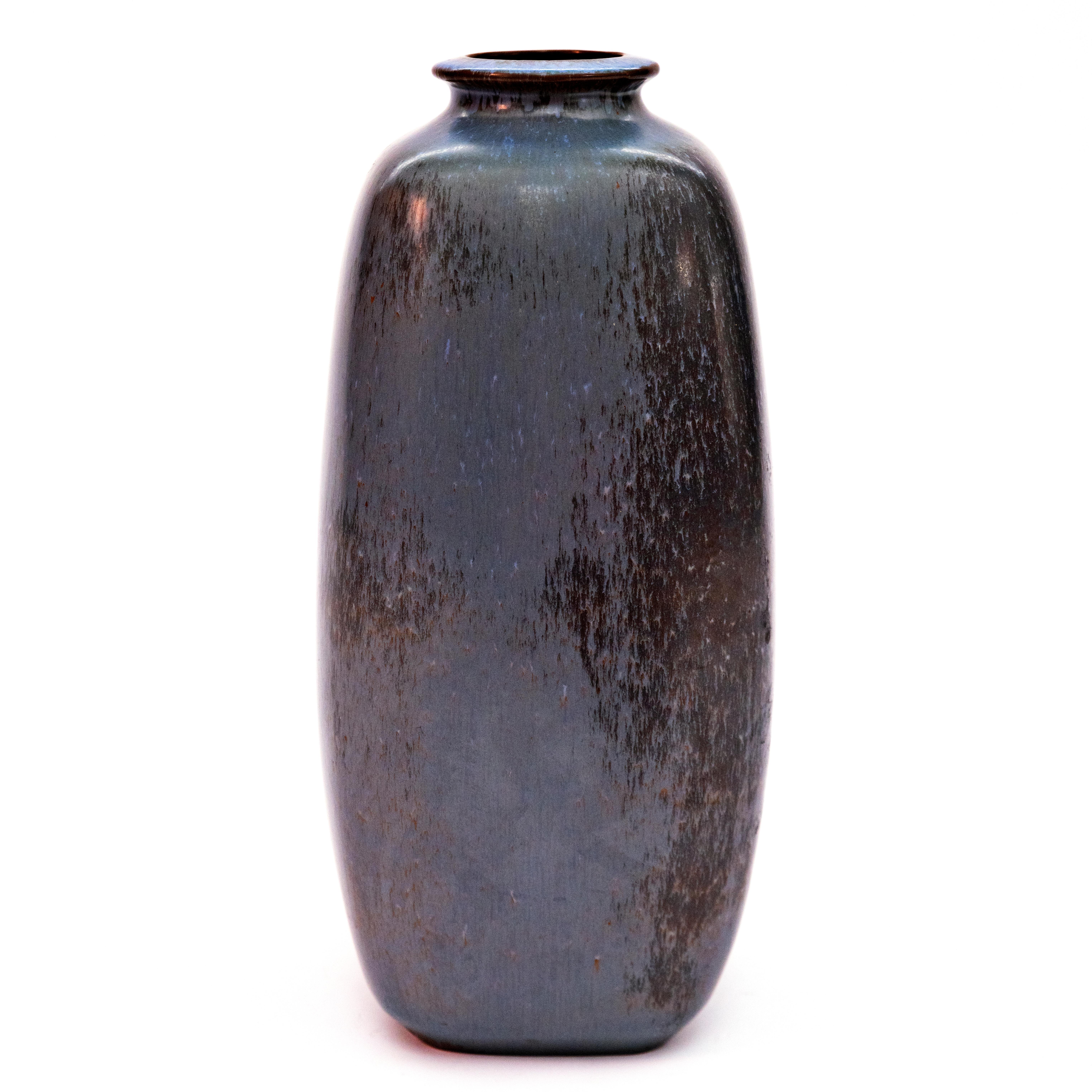 Smaltato Vaso in ceramica smaltata blu di Knapstrup Danimarca in vendita