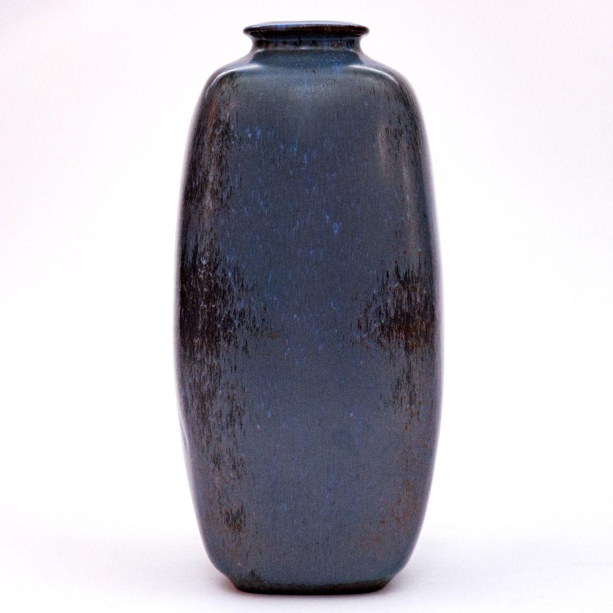 Vaso in ceramica smaltata blu di Knapstrup Danimarca in vendita 1