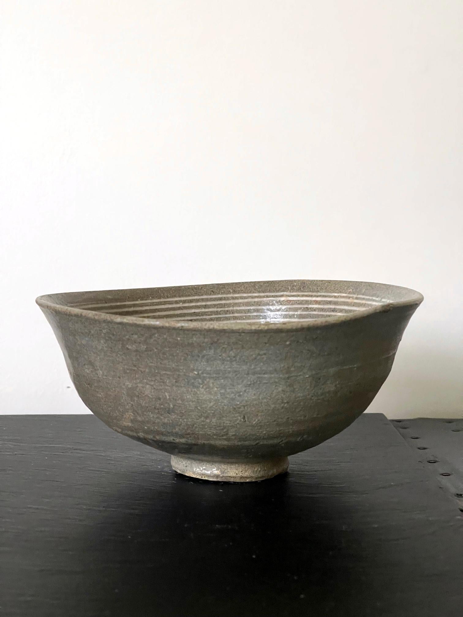Korean Ceramic Bowl Buncheong Ware Joseon Dynasty For Sale
