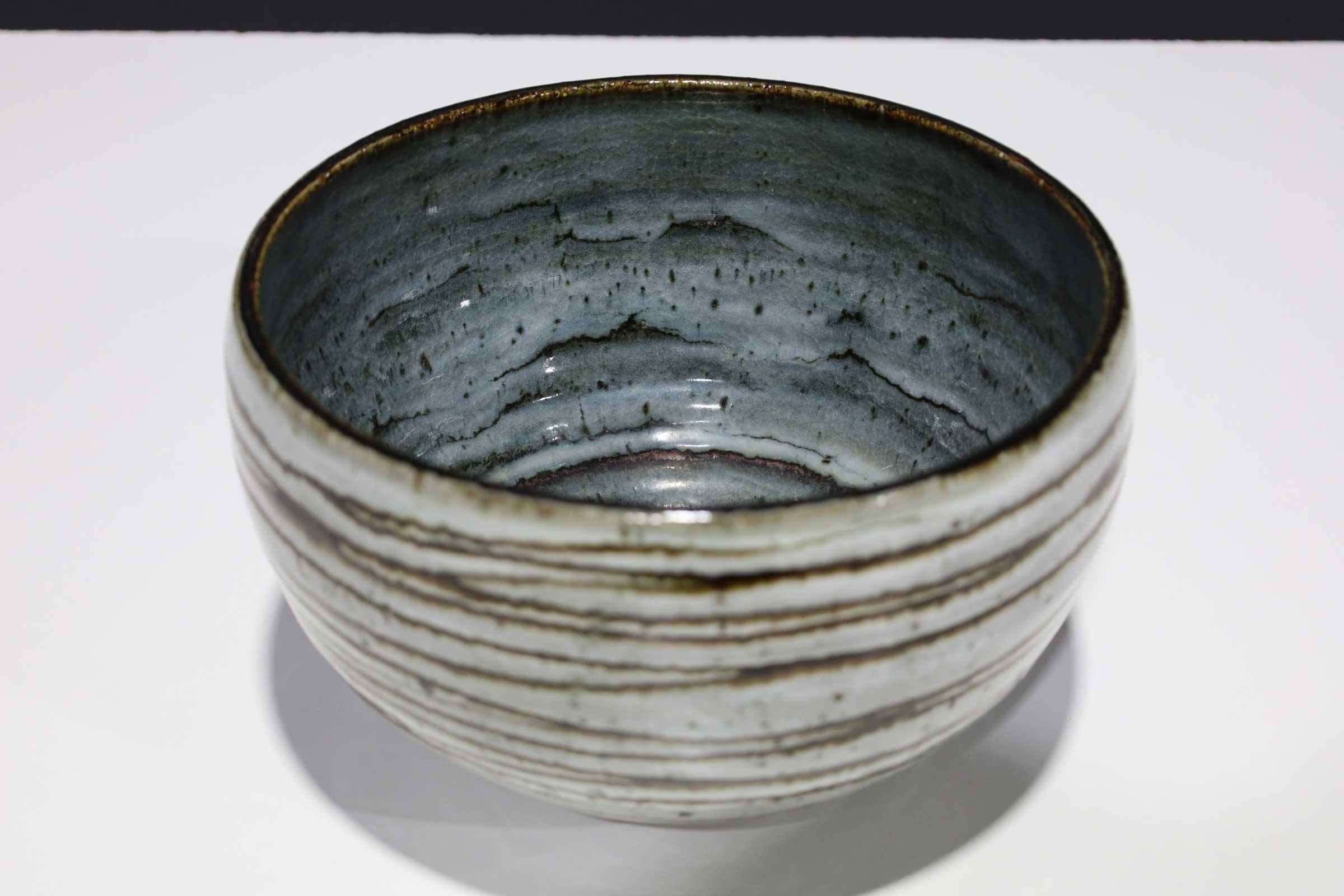 Mid-Century Modern Ceramic Bowl by Albert Green For Sale