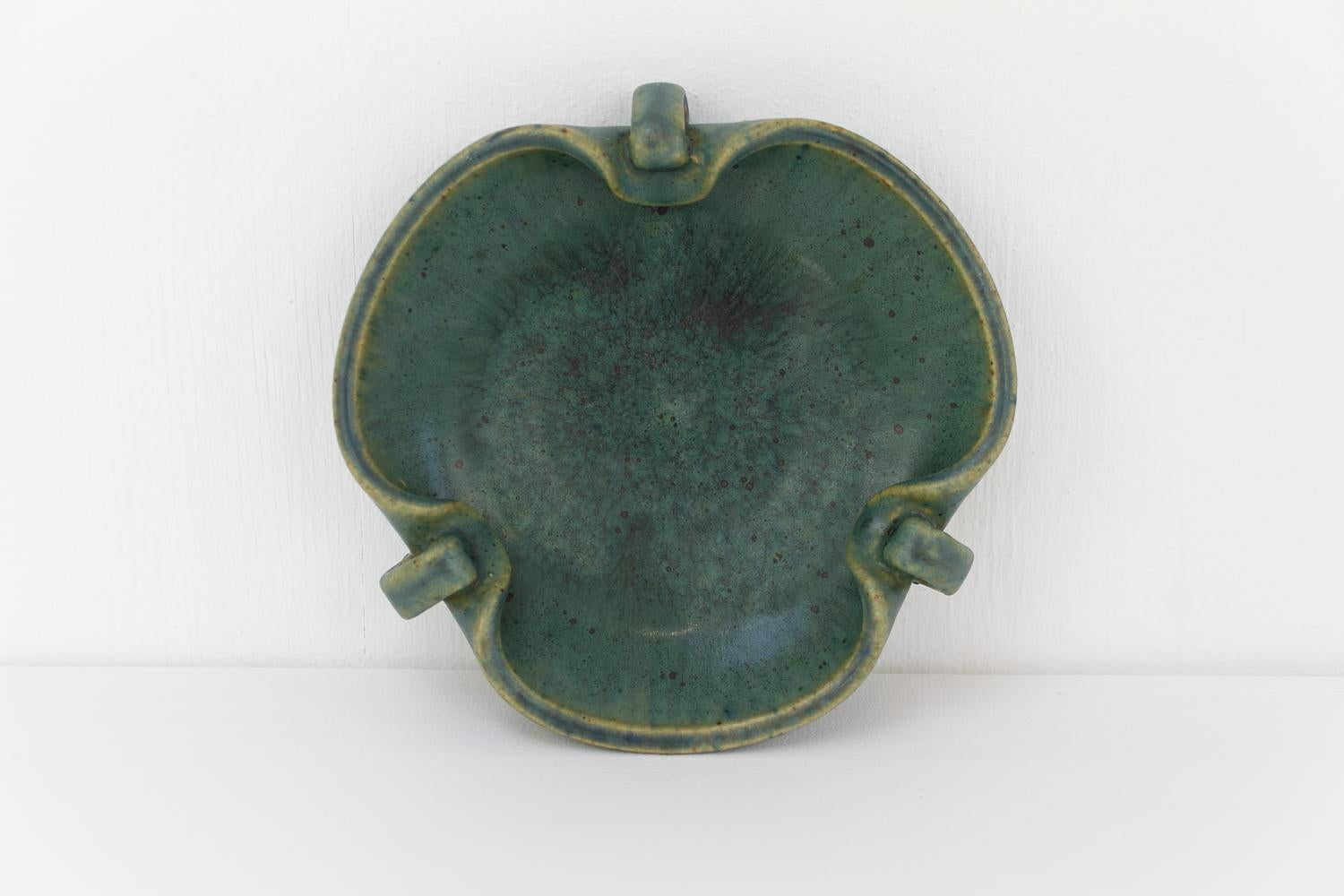 Ceramic bowl by Arne Bang, 1940s. 8