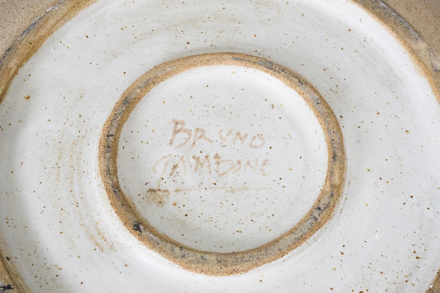 Ceramic bowl
Dimension: ø 46.5 cm, H 15.5 cm (without handle) 20cm (with)

Design: Bruno Gambone 
circa 1960.
 