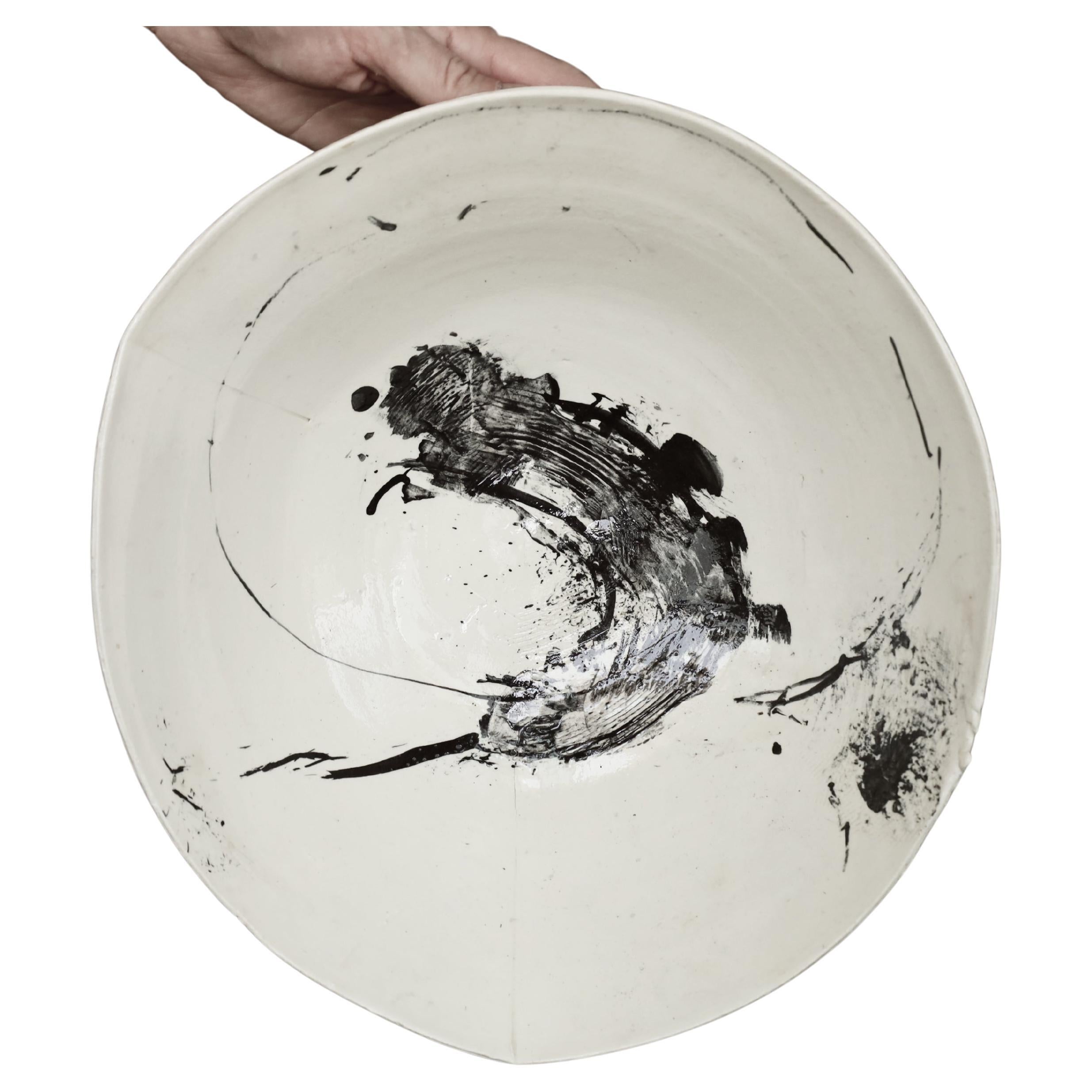 Ceramic Bowl by Shigemori Yoko, Japanese Pottery exhibited in V&A Museum For Sale