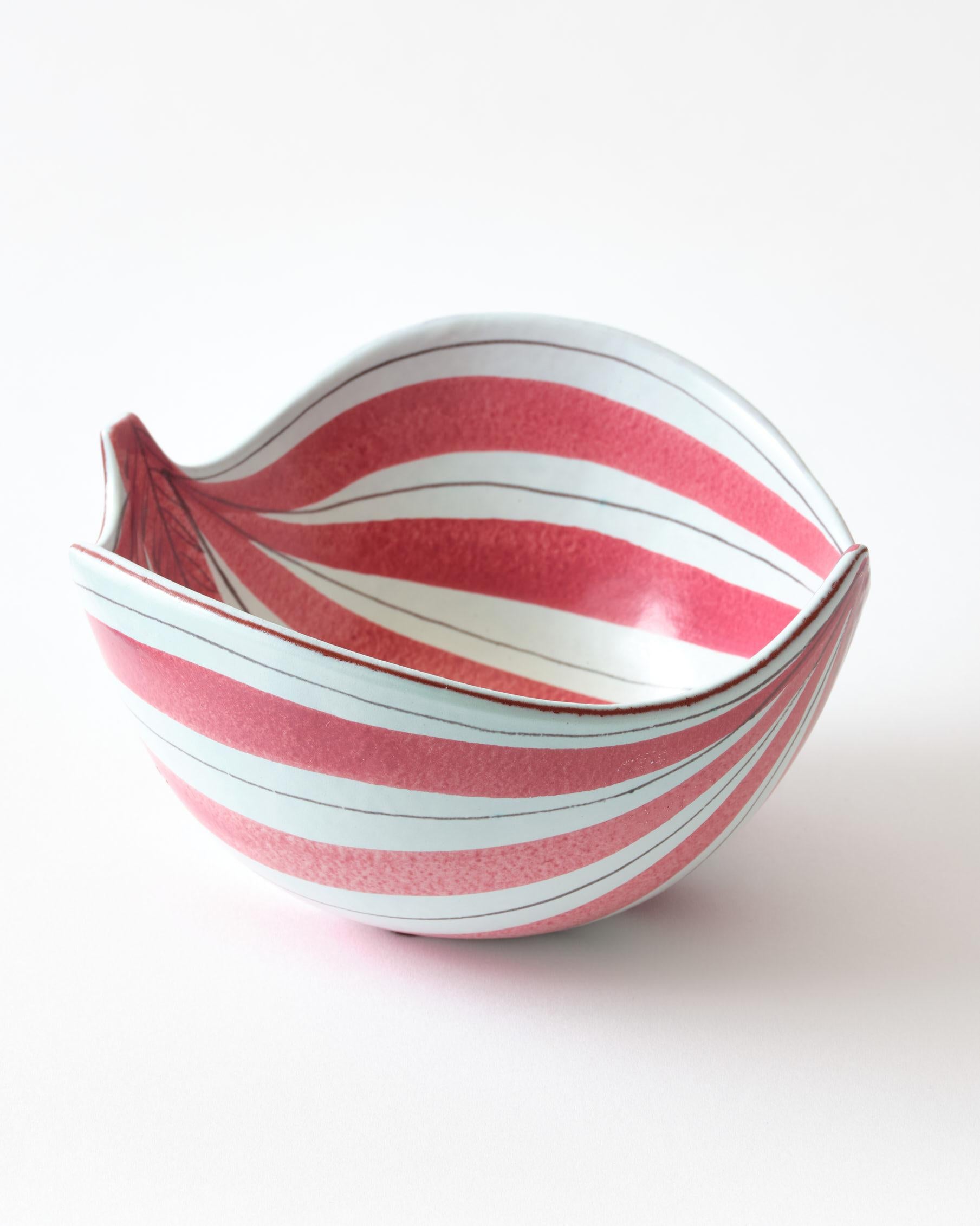 Hand-Crafted Ceramic Bowl by Stig Lindberg, Sweden, Red & White Striped, Signed, C 1950 For Sale