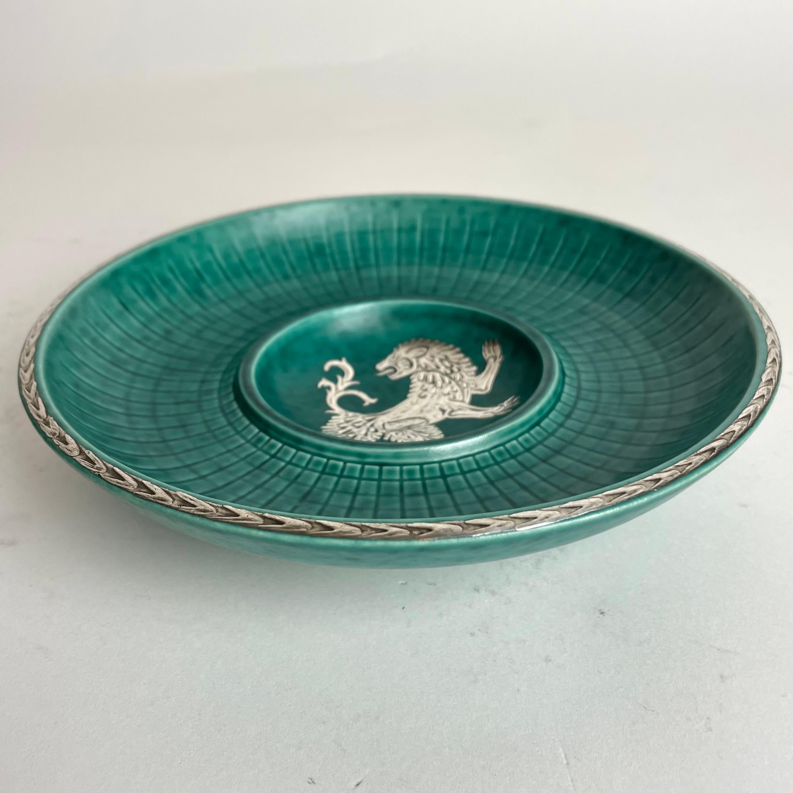 Ceramic bowl by Wilhelm Kåge (1889-1960), Argenta, Gustavsberg Porslinsfabrik in Sweden. Art Deco, 1930s.


Wear consistent with age and use 