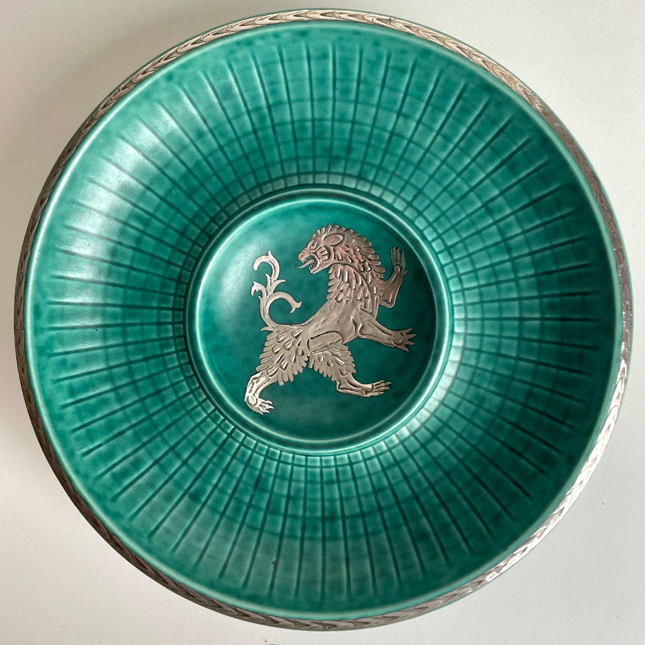 Swedish Ceramic bowl by Wilhelm Kåge, Argenta, Gustavsberg. Art Deco, 1930s For Sale
