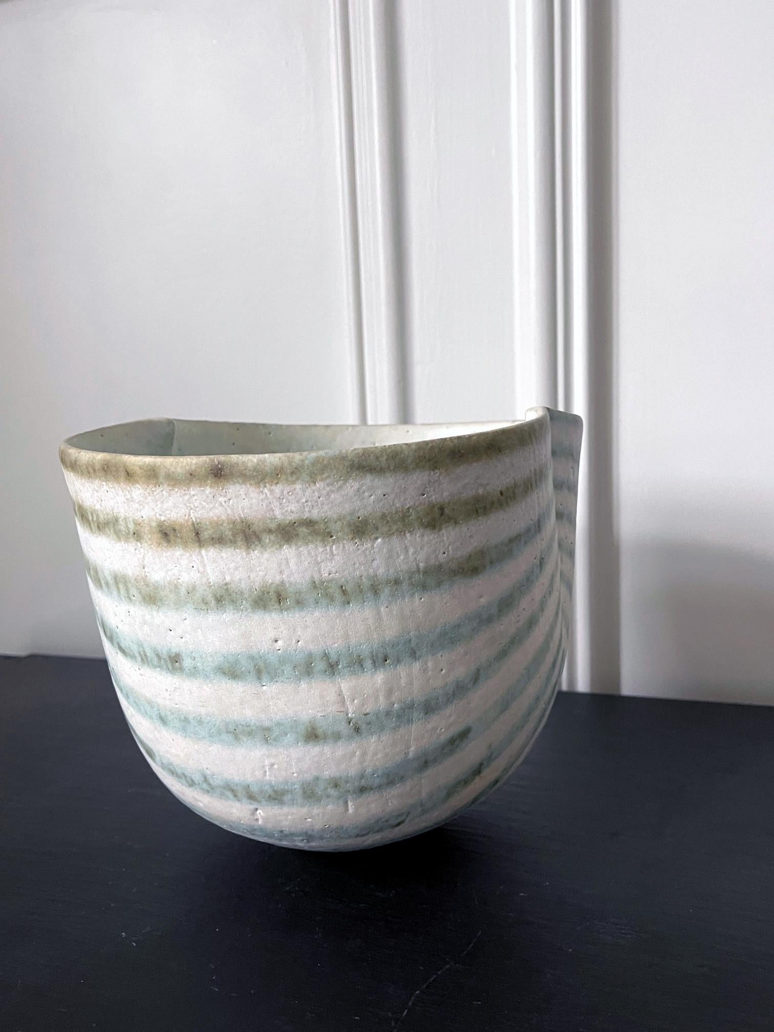 Ceramic Bowl-Shape Vessel by British Studio Potter John Ward For Sale 2