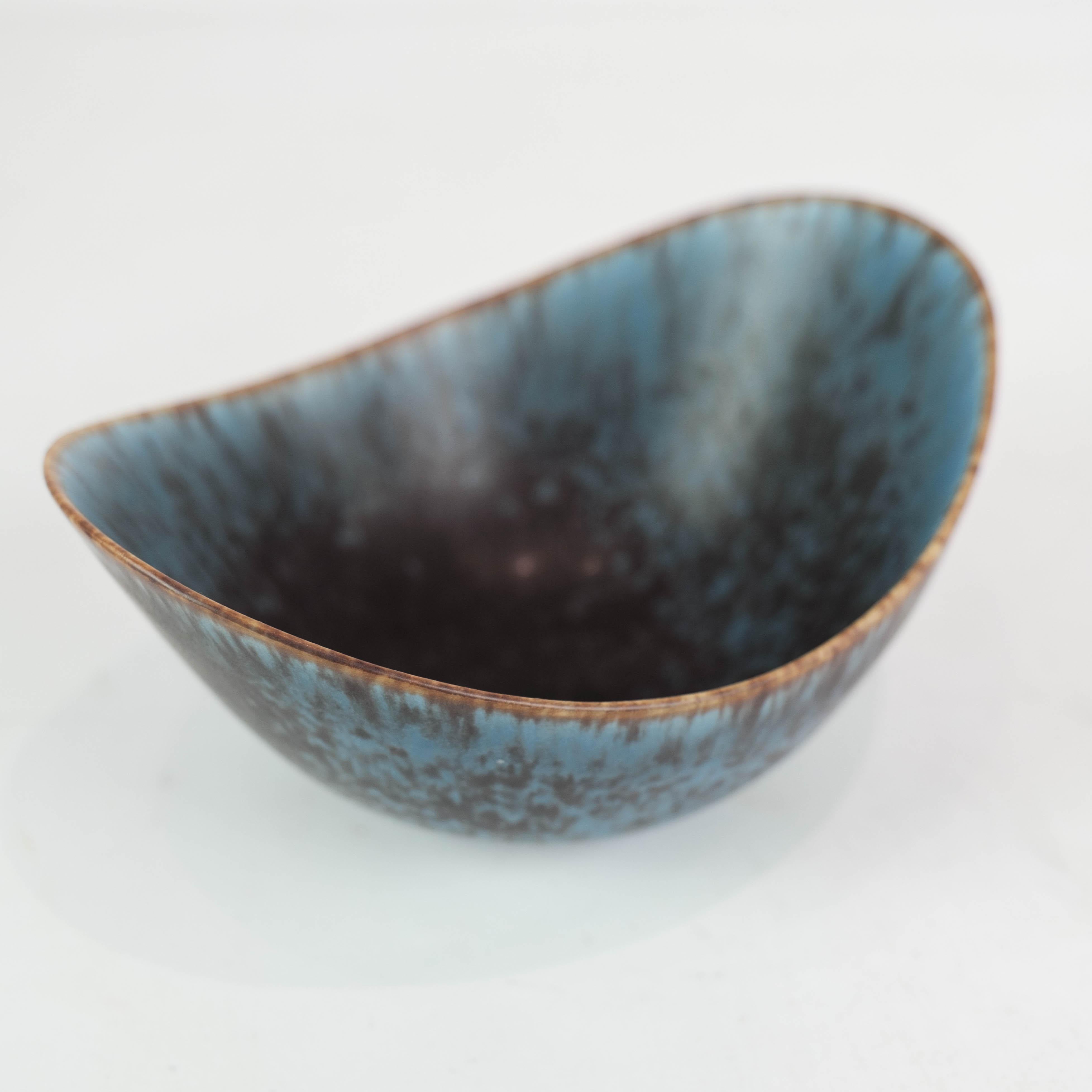 Scandinavian Modern Ceramic Bowl with Blue and Brown Glace by the Artist Gunnar Nylund for Rørstrand