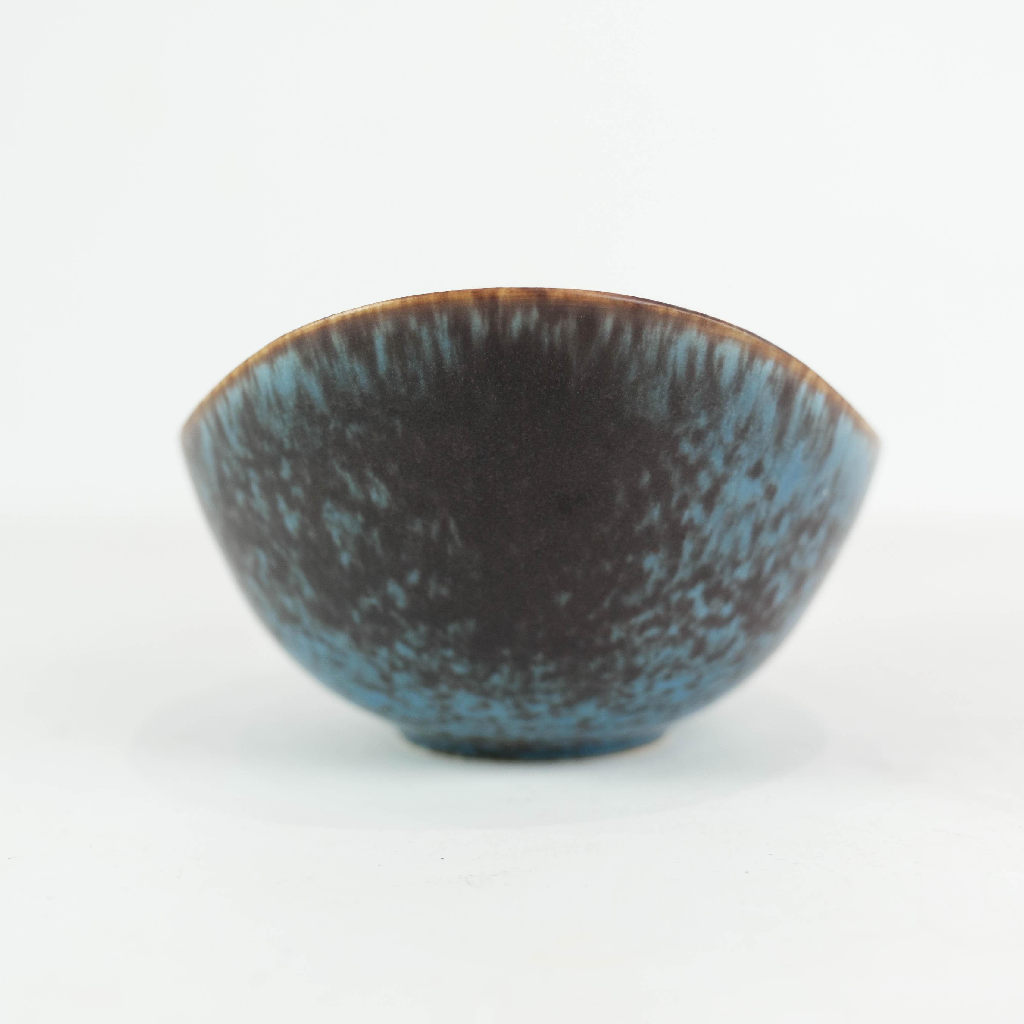 Ceramic Bowl with Blue and Brown Glace by the Artist Gunnar Nylund for Rørstrand 1
