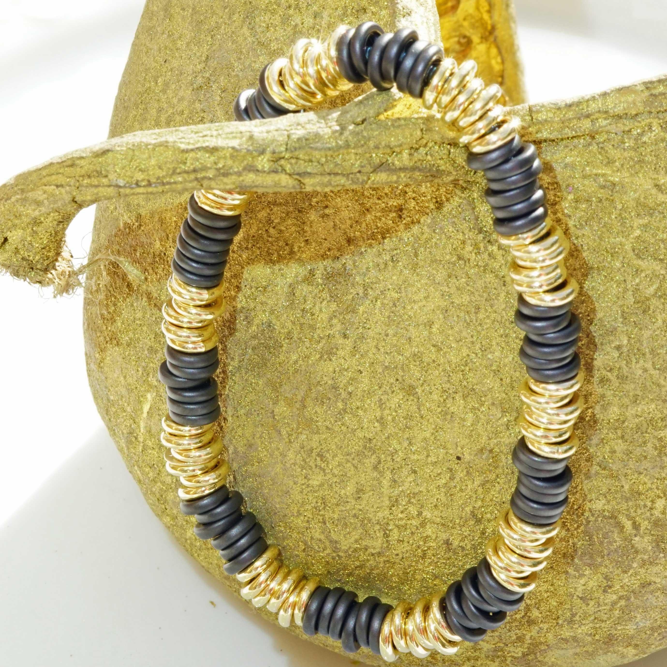 Taille brillant Bracelet en céramique de la populaire Loop Kollektion Silhouette Bentner Allemagne en vente