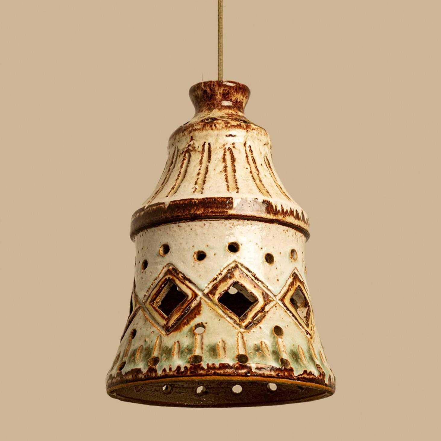 Pendentif en céramique brun beige, Danemark, années 1970 en vente 2