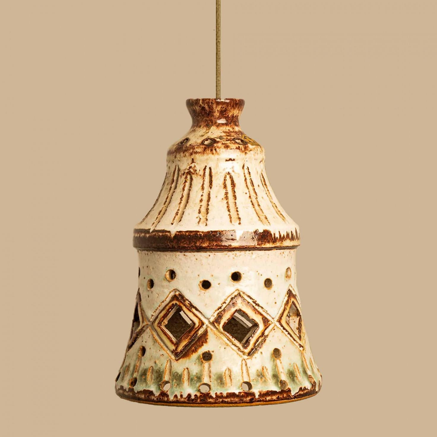 Fin du 20e siècle Pendentif en céramique brun beige, Danemark, années 1970 en vente