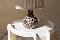 Brutalistische Keramik-Lampe von Eric Bartholdy