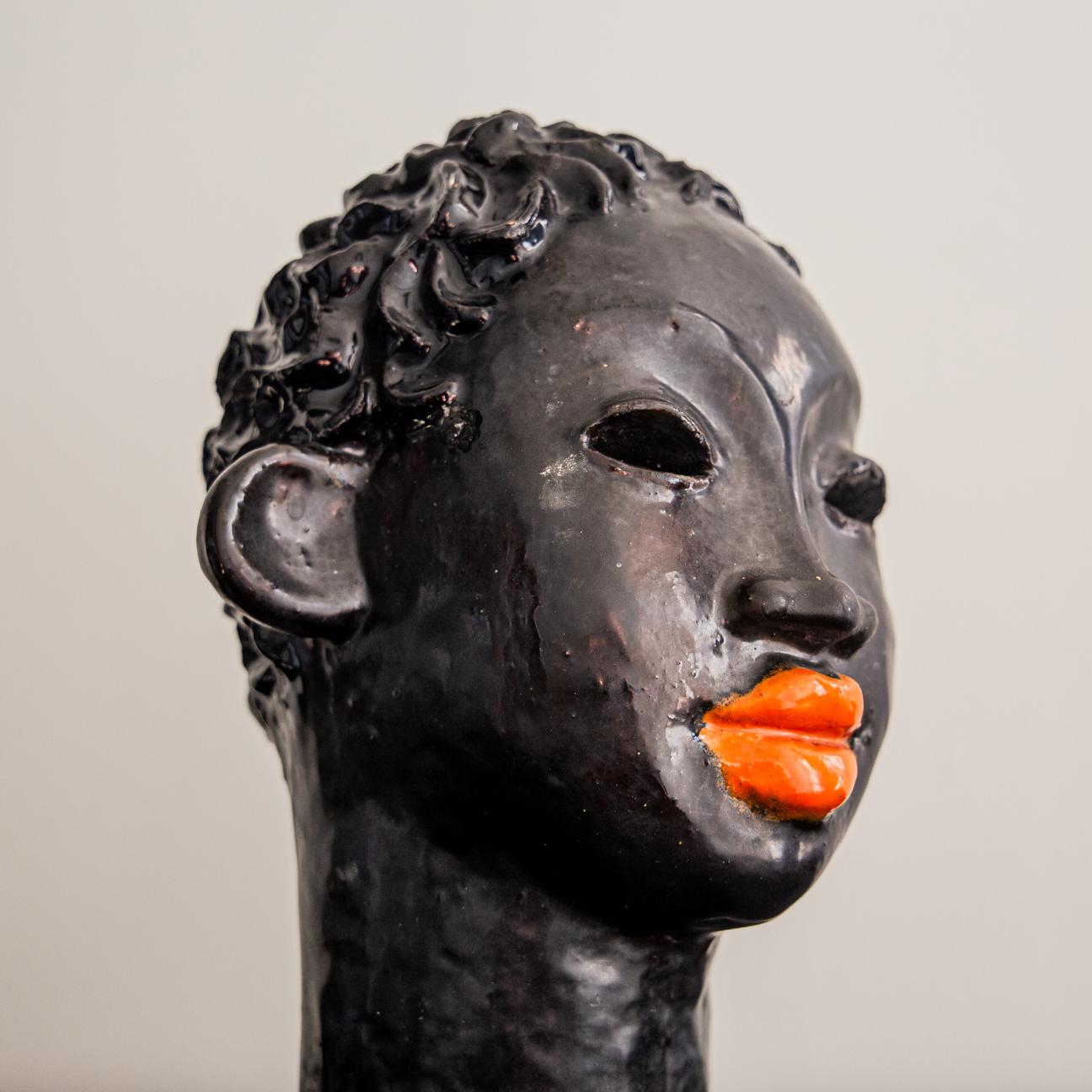Ceramic bust African woman with flame lips by The Weiner Werkstatte, Vienna 1930 For Sale 4