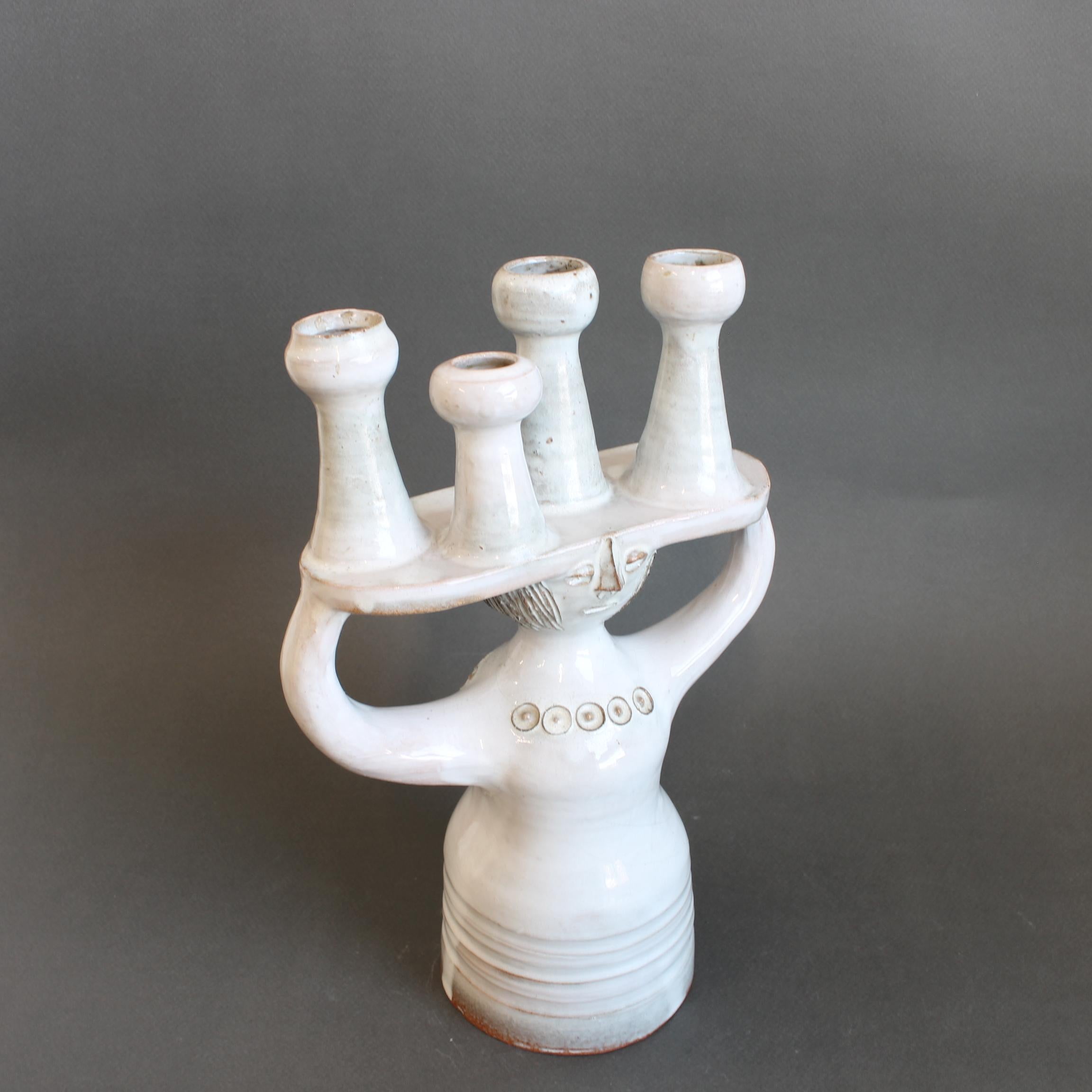 Céramique Bougeoir en céramique / Sculpture 'Pottery Porter' de Jacques Pouchain en vente
