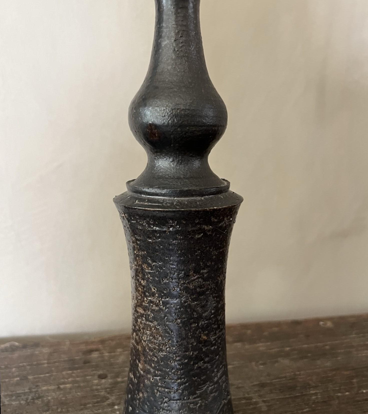 Fatto a mano Candeliere in ceramica Jean Marais in vendita