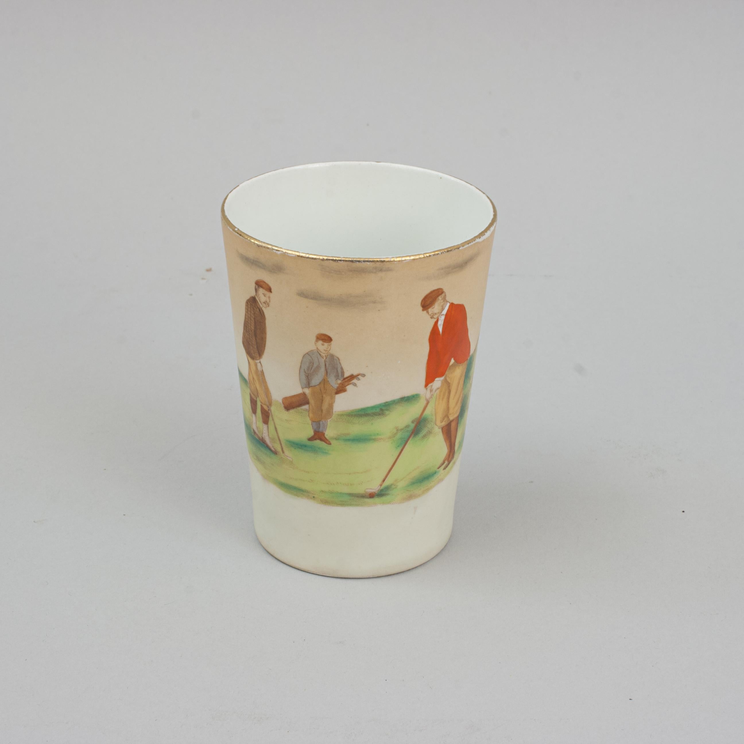 Ceramic Carlton Ware Golf Beaker In Good Condition For Sale In Oxfordshire, GB