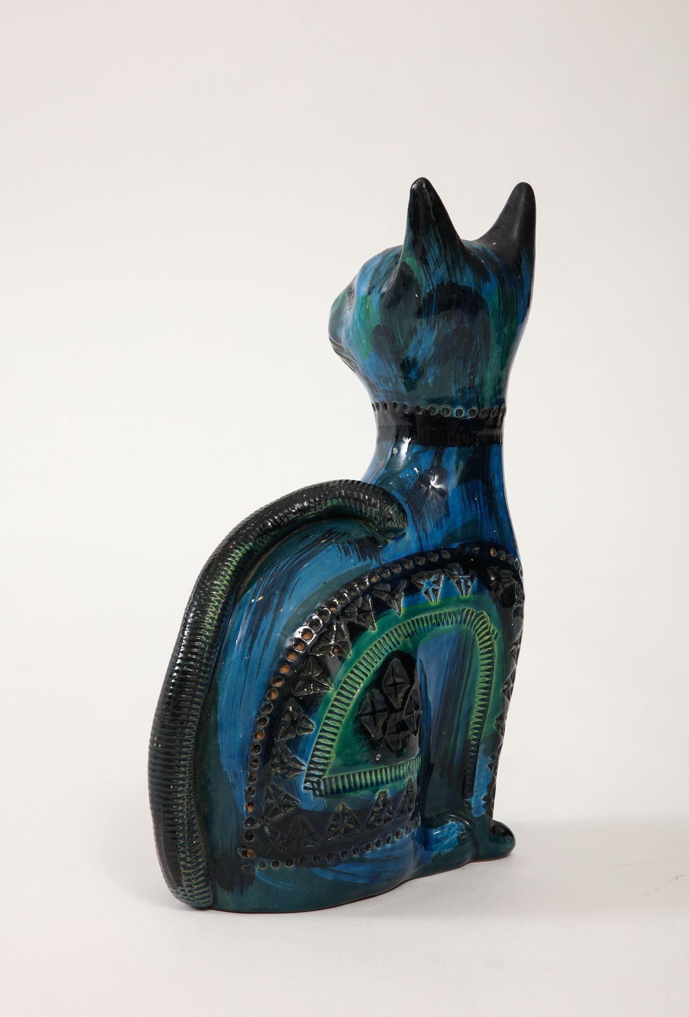 Mid-Century Modern Ceramic Cat by Aldo Londi for Bitossi in 'Rimini blue' Italy Ca. 1960 For Sale