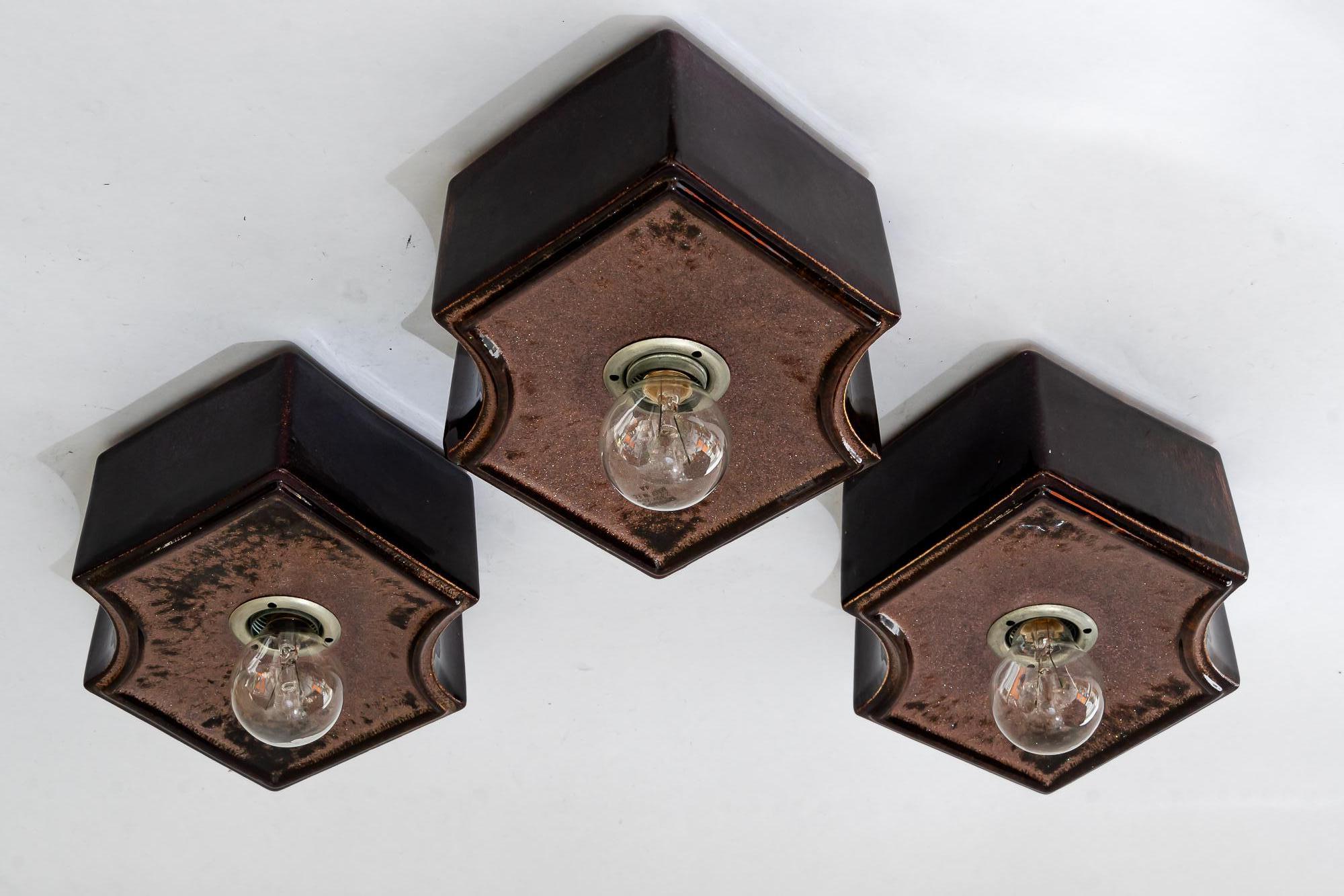Lampes de plafond en céramique Vienne, vers 1970
Etat original