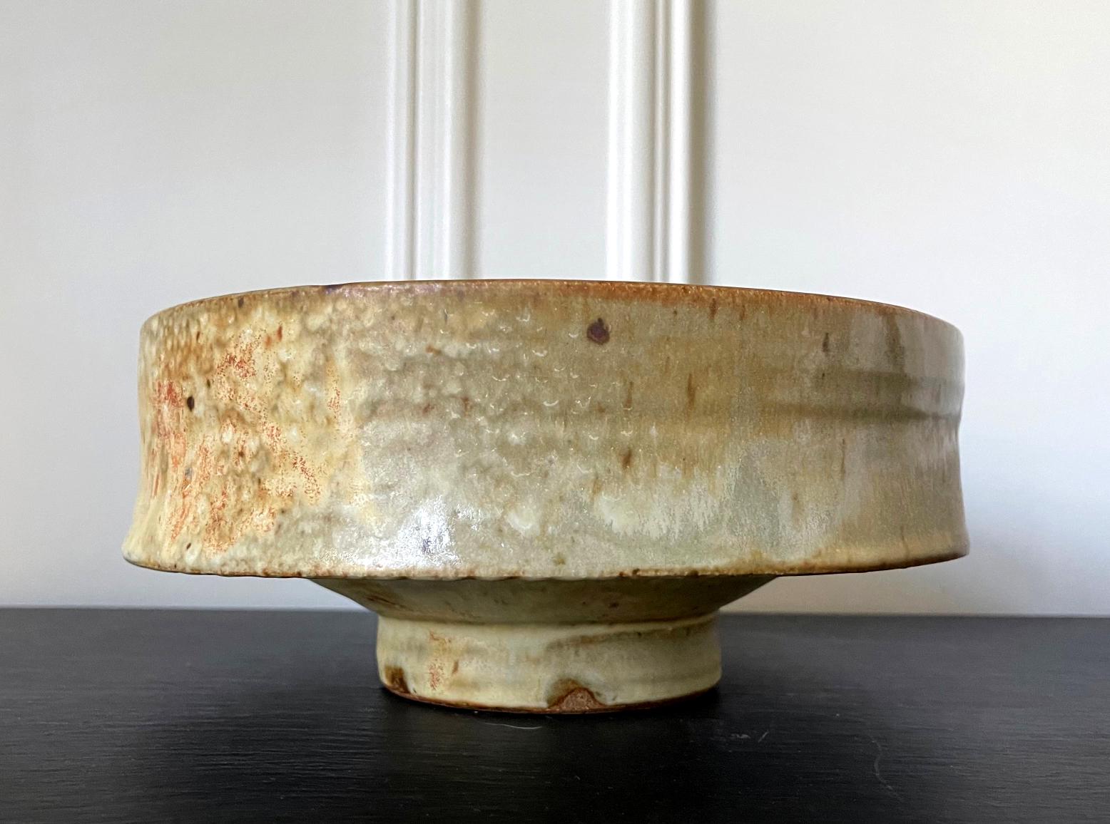 American Ceramic Centerpiece Vessel in Sculptural Form Warren Mackenzie For Sale
