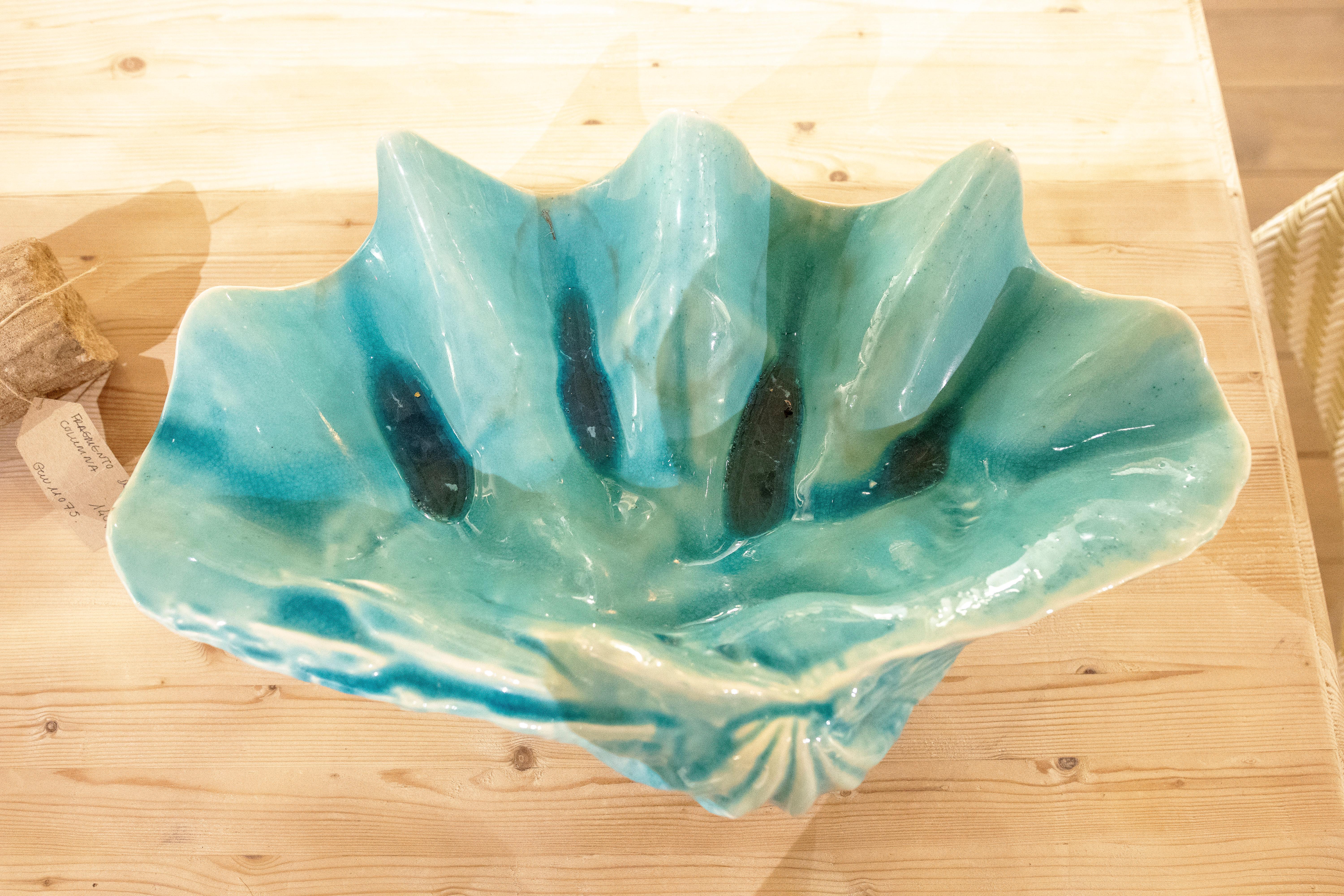 Ceramic Centrepiece in the Shape of a Glazed Seashell in Green Colour 11