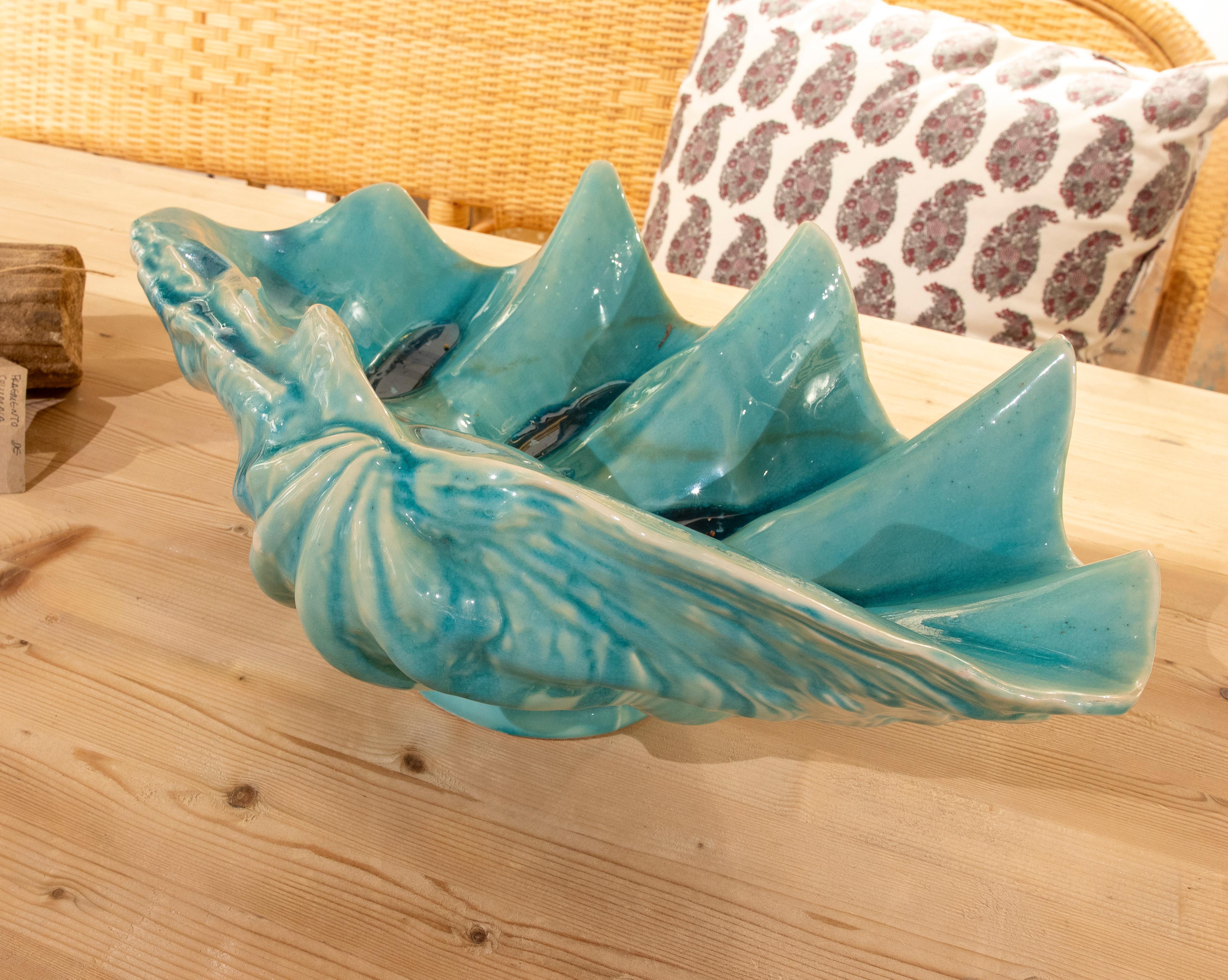 Ceramic Centrepiece in the Shape of a Glazed Seashell in Green Colour 1