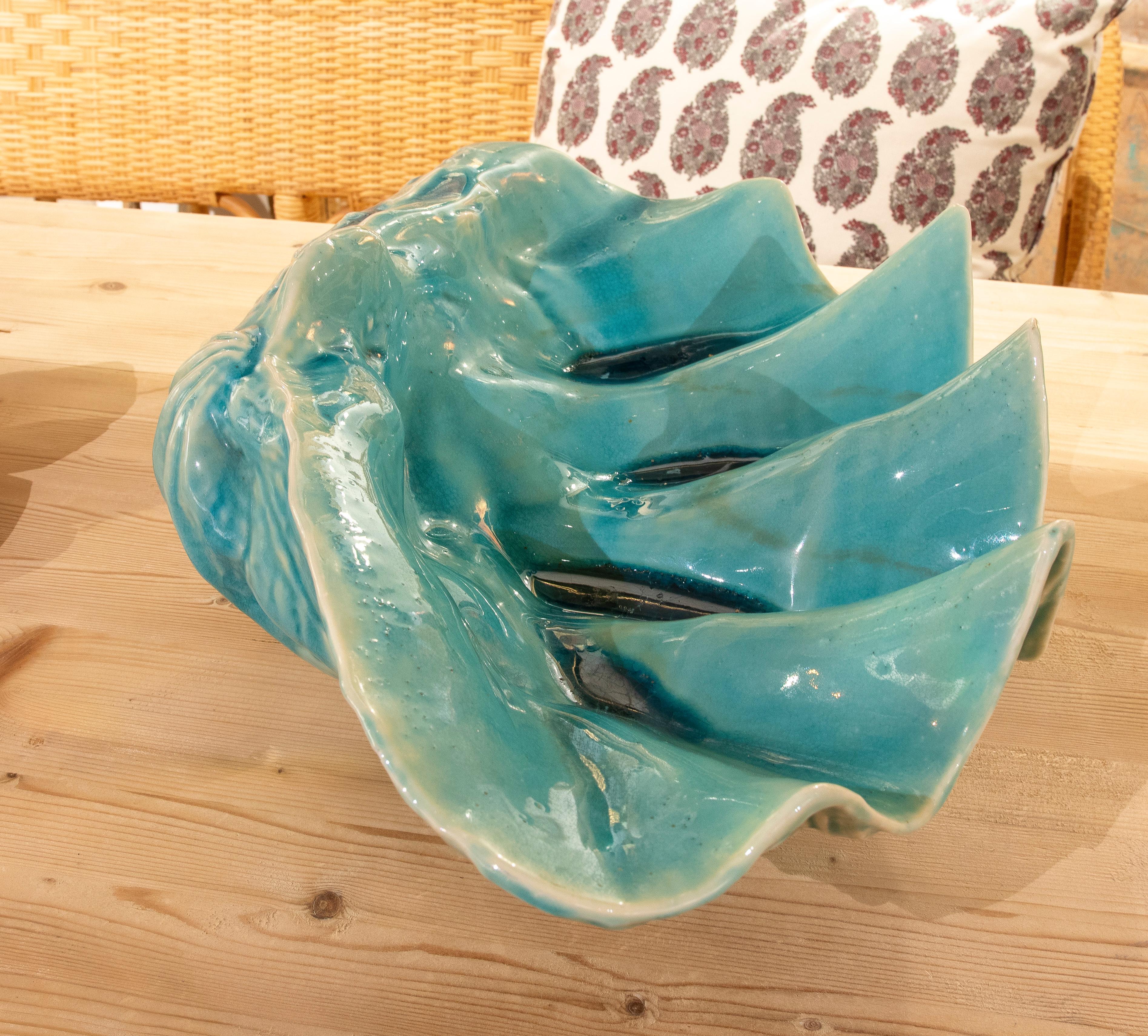 Ceramic Centrepiece in the Shape of a Glazed Seashell in Green Colour 2