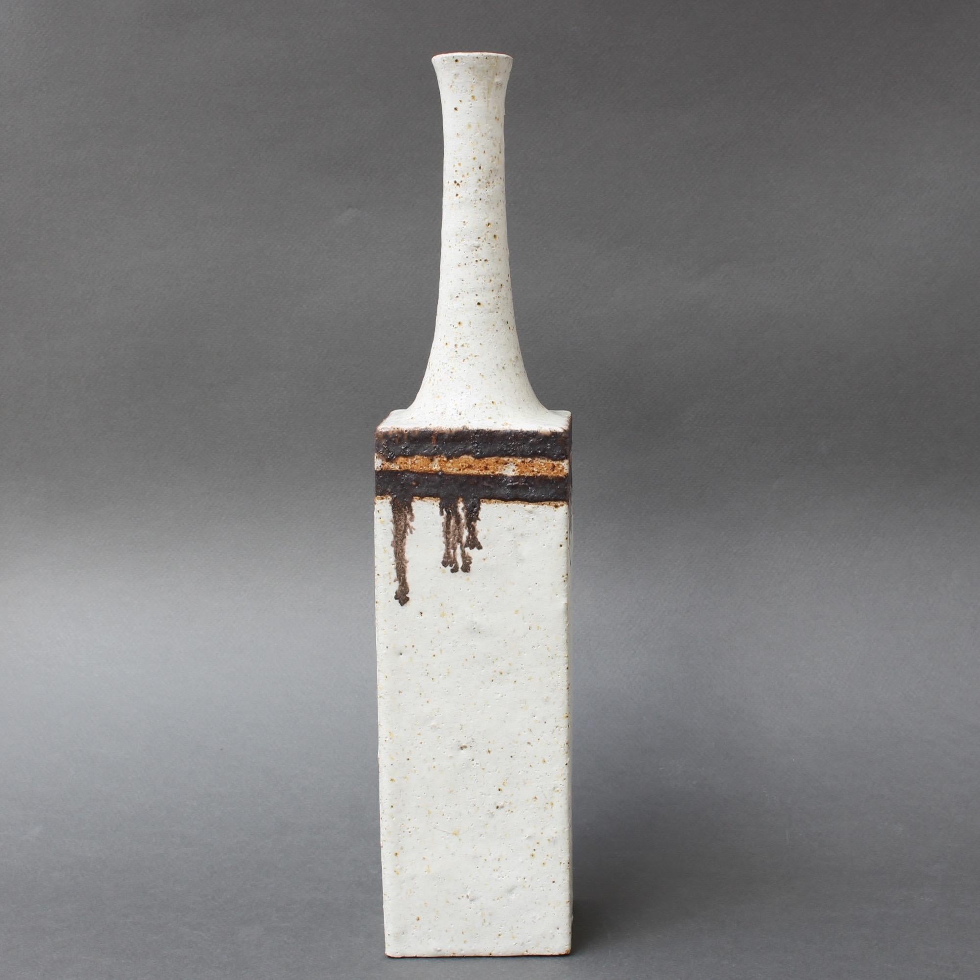 Glazed Ceramic Chalk-White Decorative Vase with Drip Motif by Bruno Gambone Italy 1970s