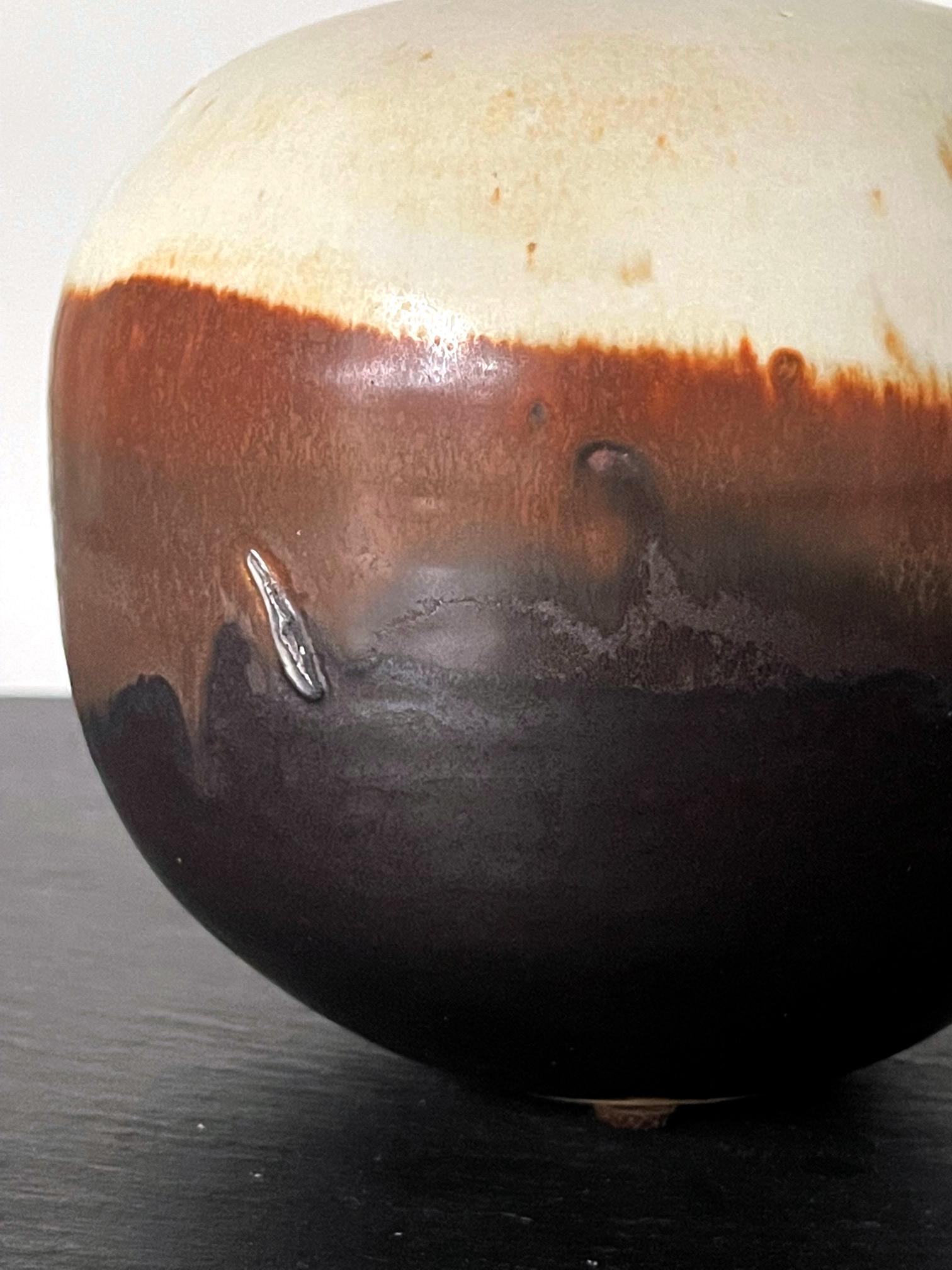 Ceramic Closed Form Pot by Toshiko Takaezu 3