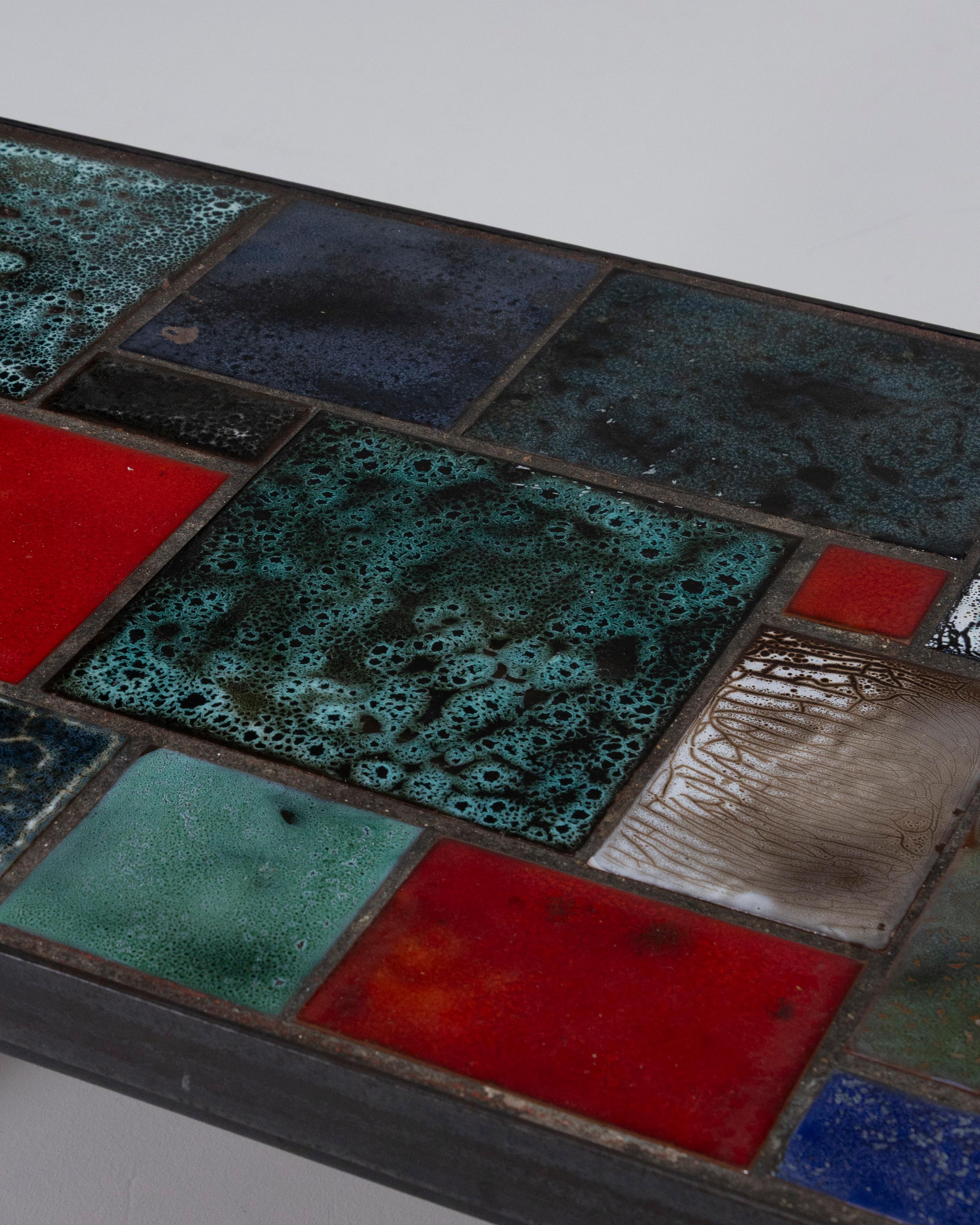 Table basse en céramique, années 1960 en vente 1