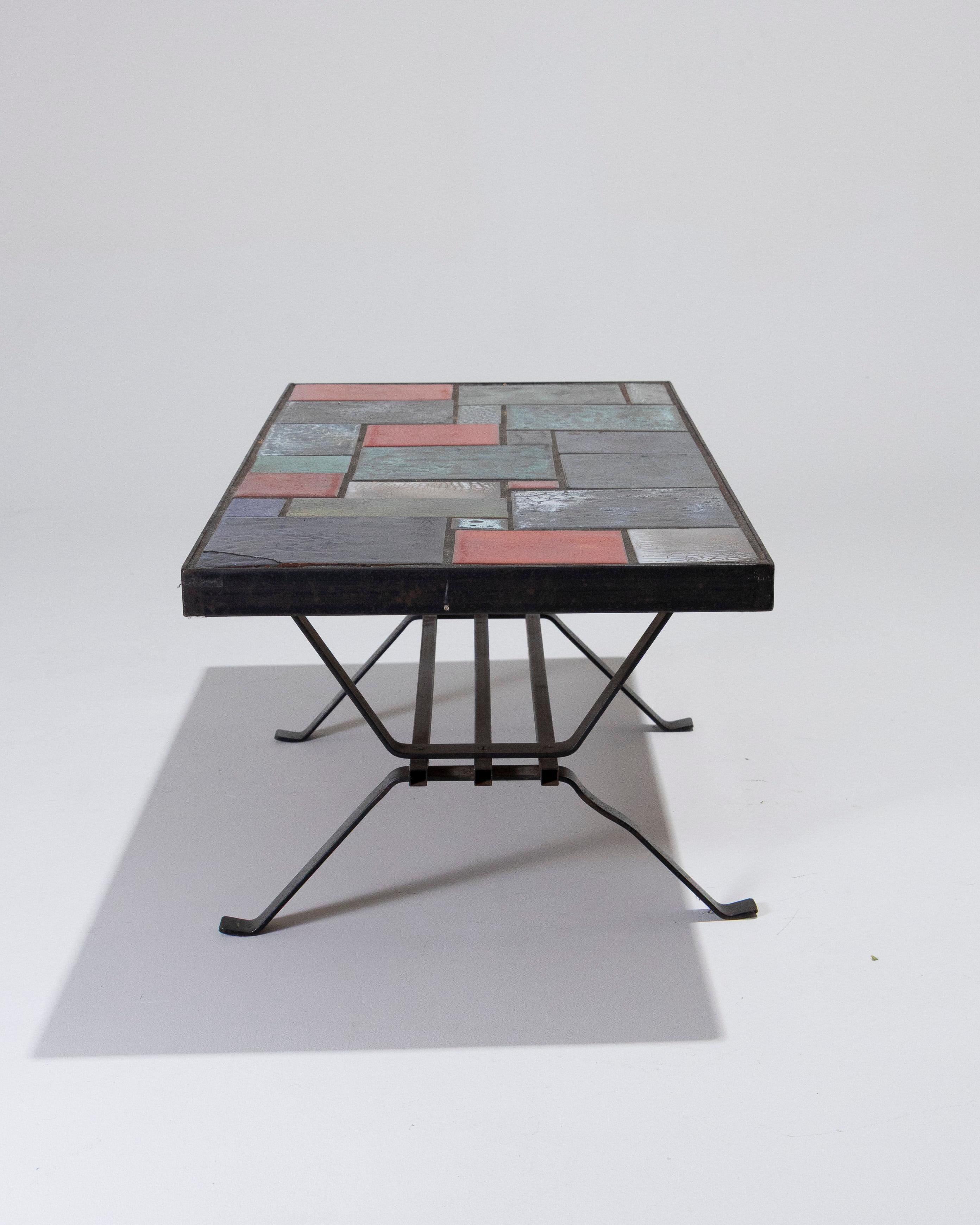 Table basse en céramique, années 1960 en vente 2