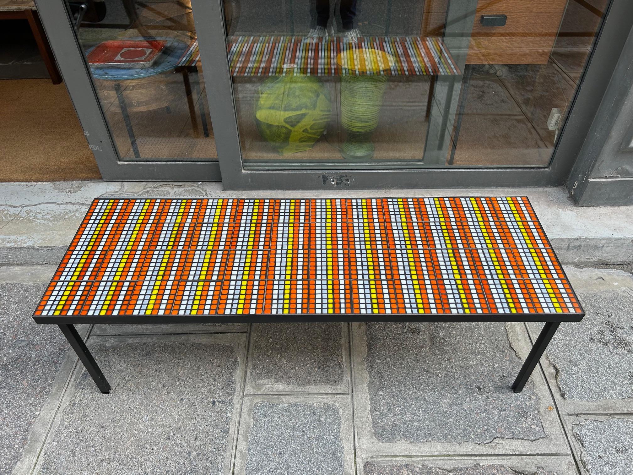 Keramik-Couchtisch von Roger Capron, Frankreich, ca. 1960er Jahre (Moderne) im Angebot