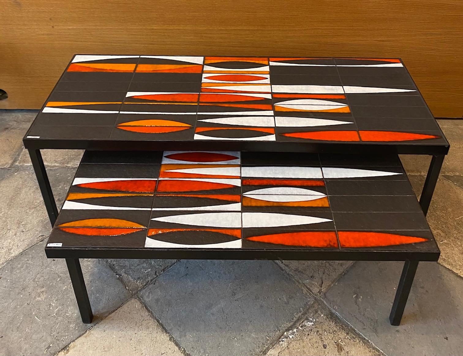 Français Table basse Navettes de Roger Capron, France, années 1960