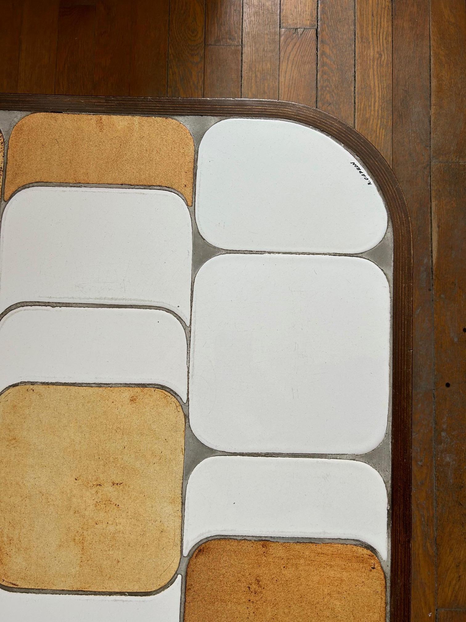 Ceramic coffee table 