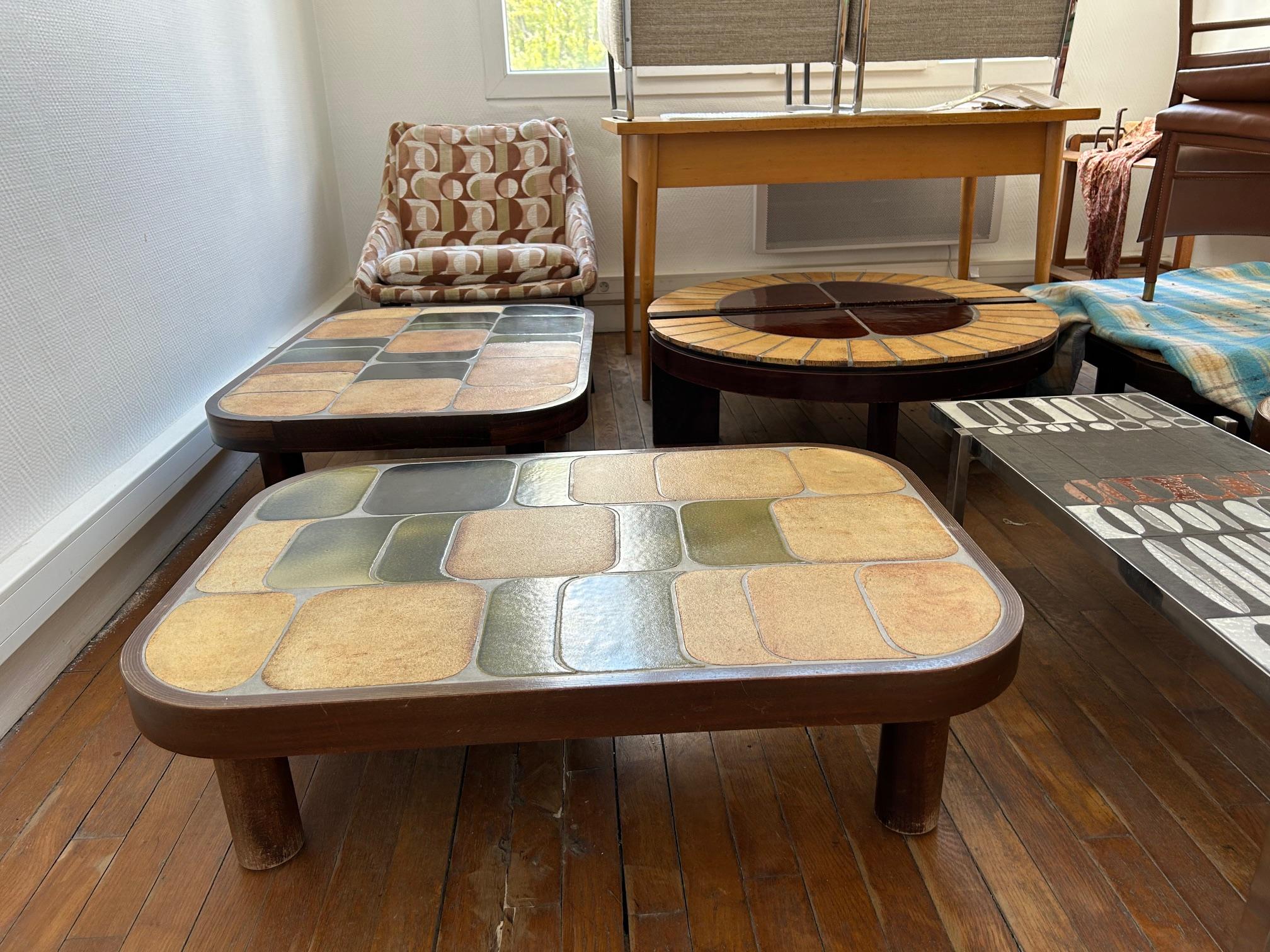 Ceramic coffee table 