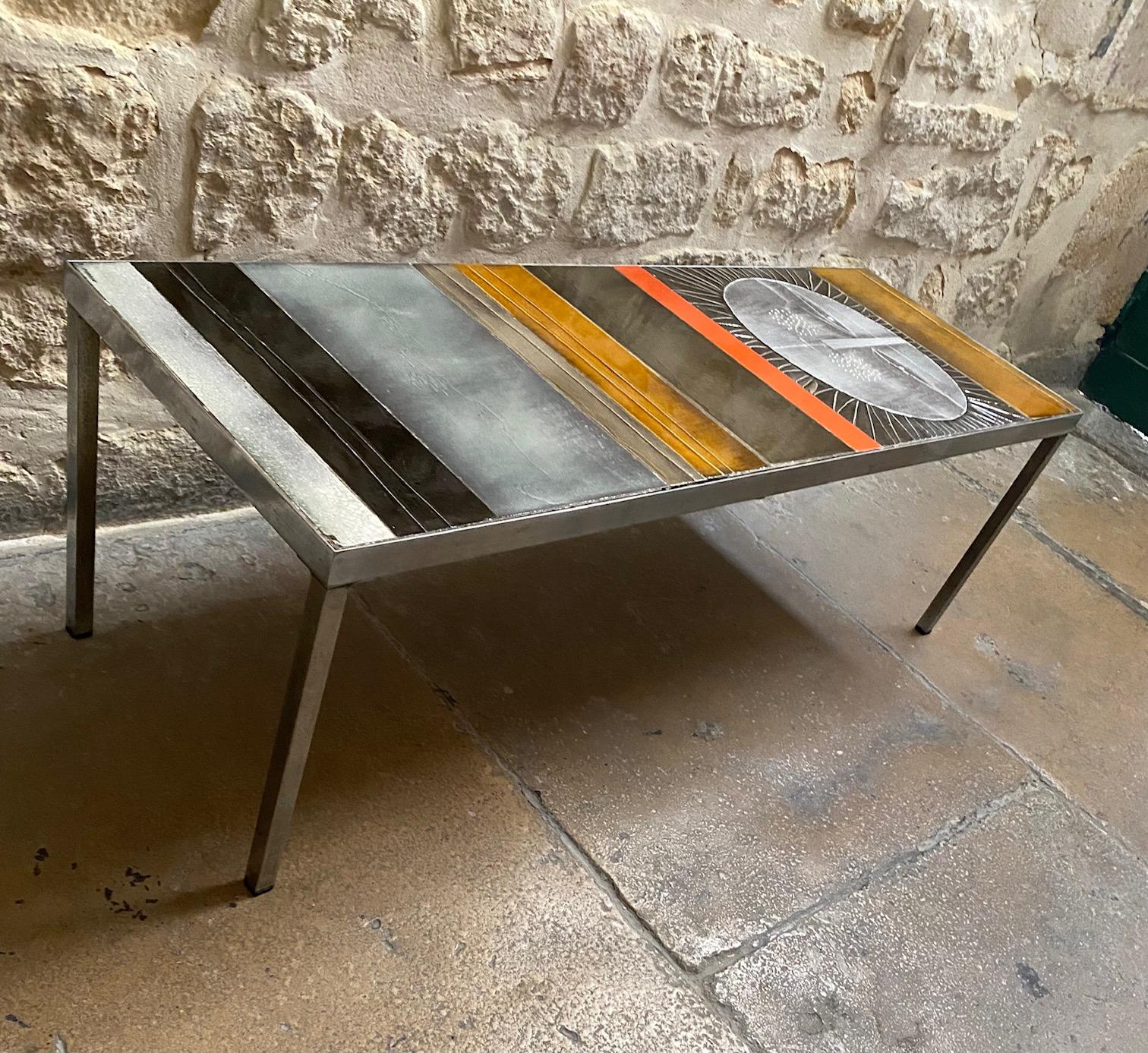 Milieu du XXe siècle Table basse en céramique « Soleil » de Roger Capron, Vallauris, France, années 1960 en vente